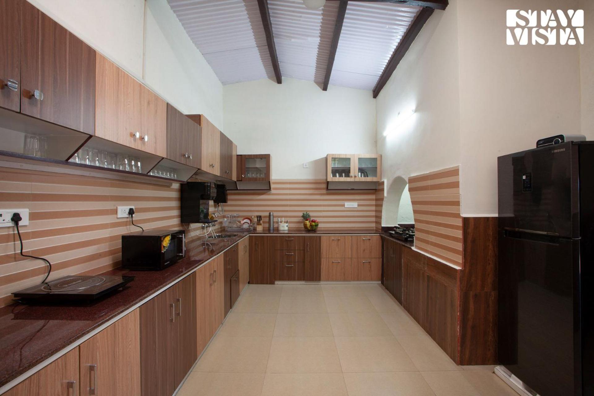 StayVista at Wyncroft Bungalow with Free Breakfast & Pet Friendly Home