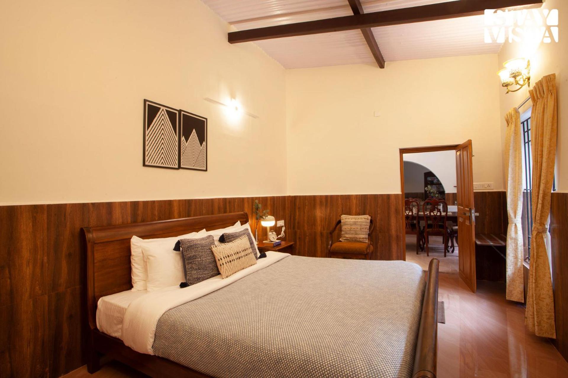 StayVista at Wyncroft Bungalow with Free Breakfast & Pet Friendly Home