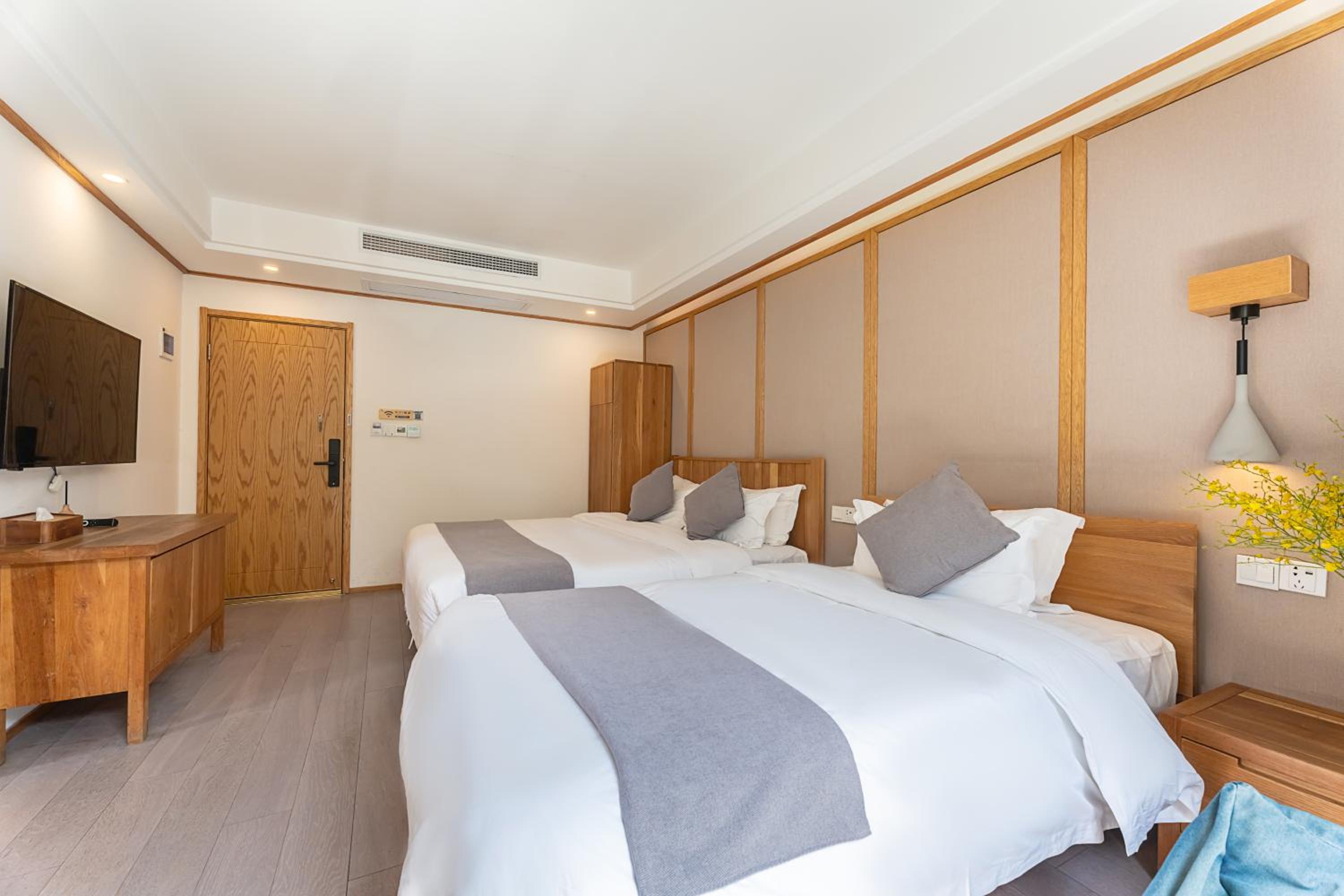 Hangzhou West Lake Yueshang Yunshe Boutique Homestay