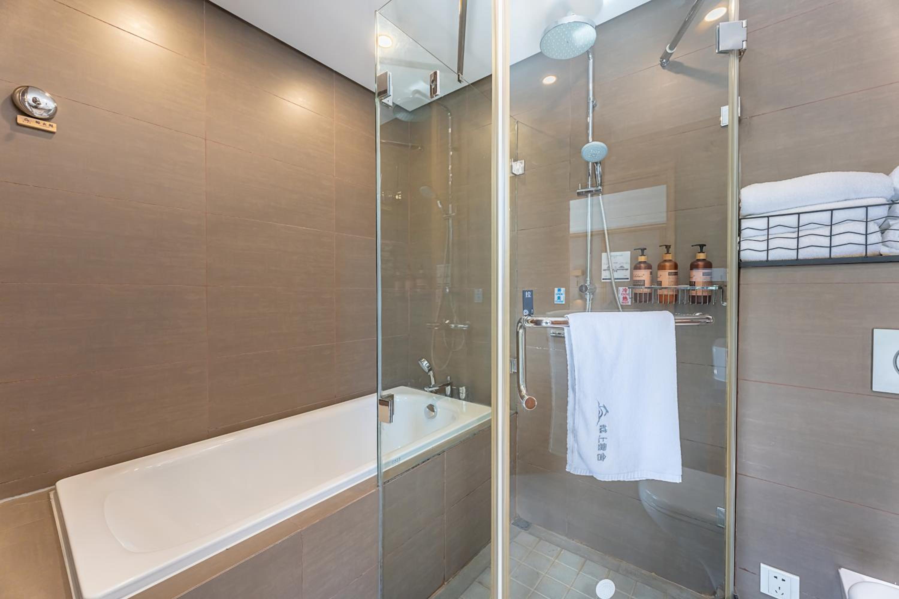 Hangzhou West Lake Yueshang Yunshe Boutique Homestay