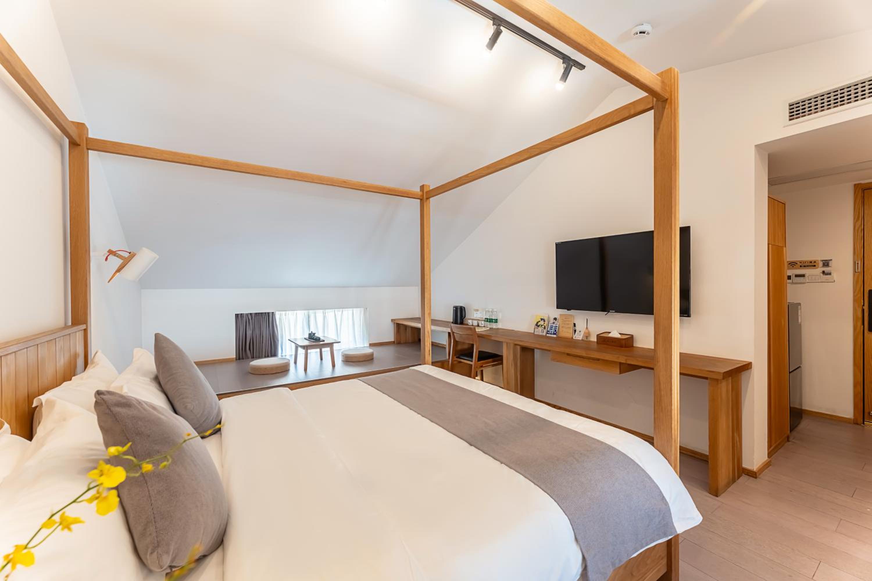 Hangzhou West Lake Yueshang Yunshe Boutique Homestay