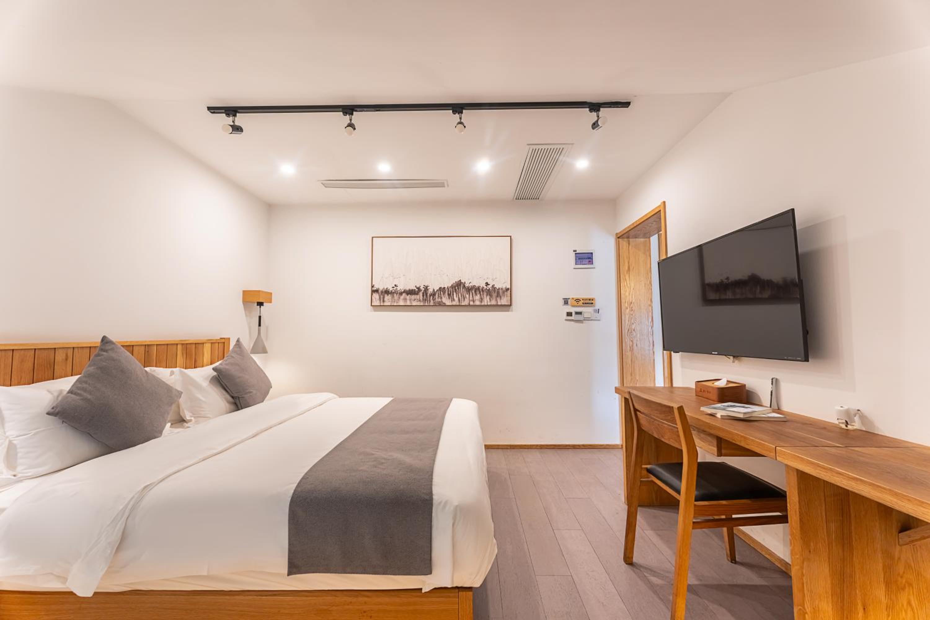Hangzhou West Lake Yueshang Yunshe Boutique Homestay