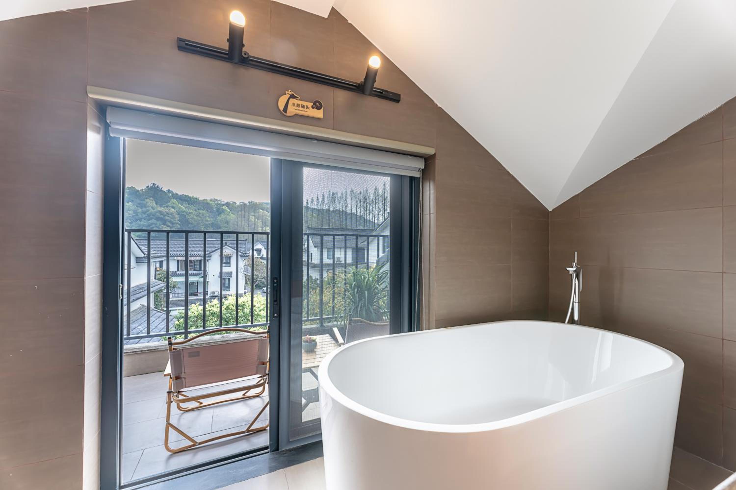 Hangzhou West Lake Yueshang Yunshe Boutique Homestay