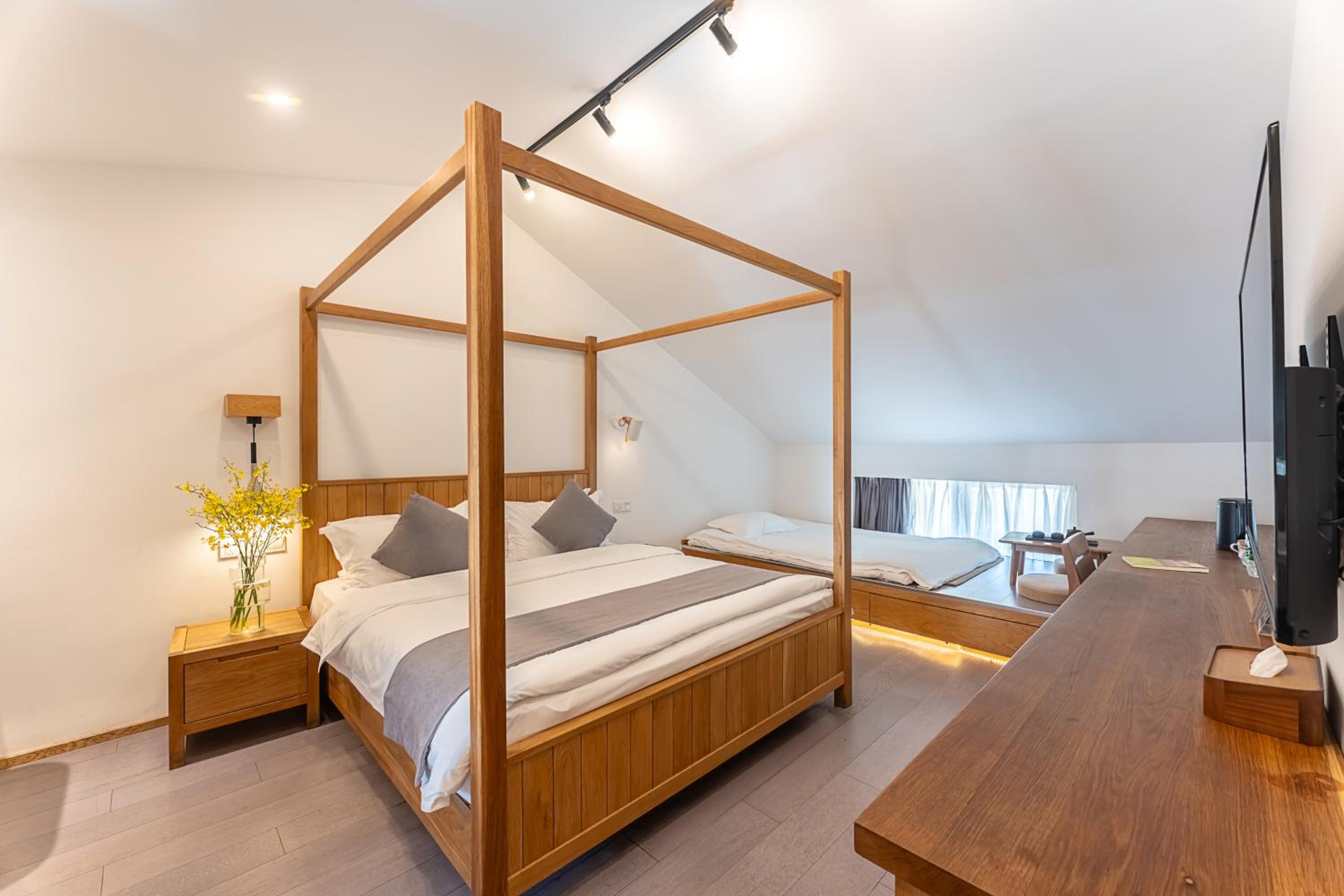 Hangzhou West Lake Yueshang Yunshe Boutique Homestay