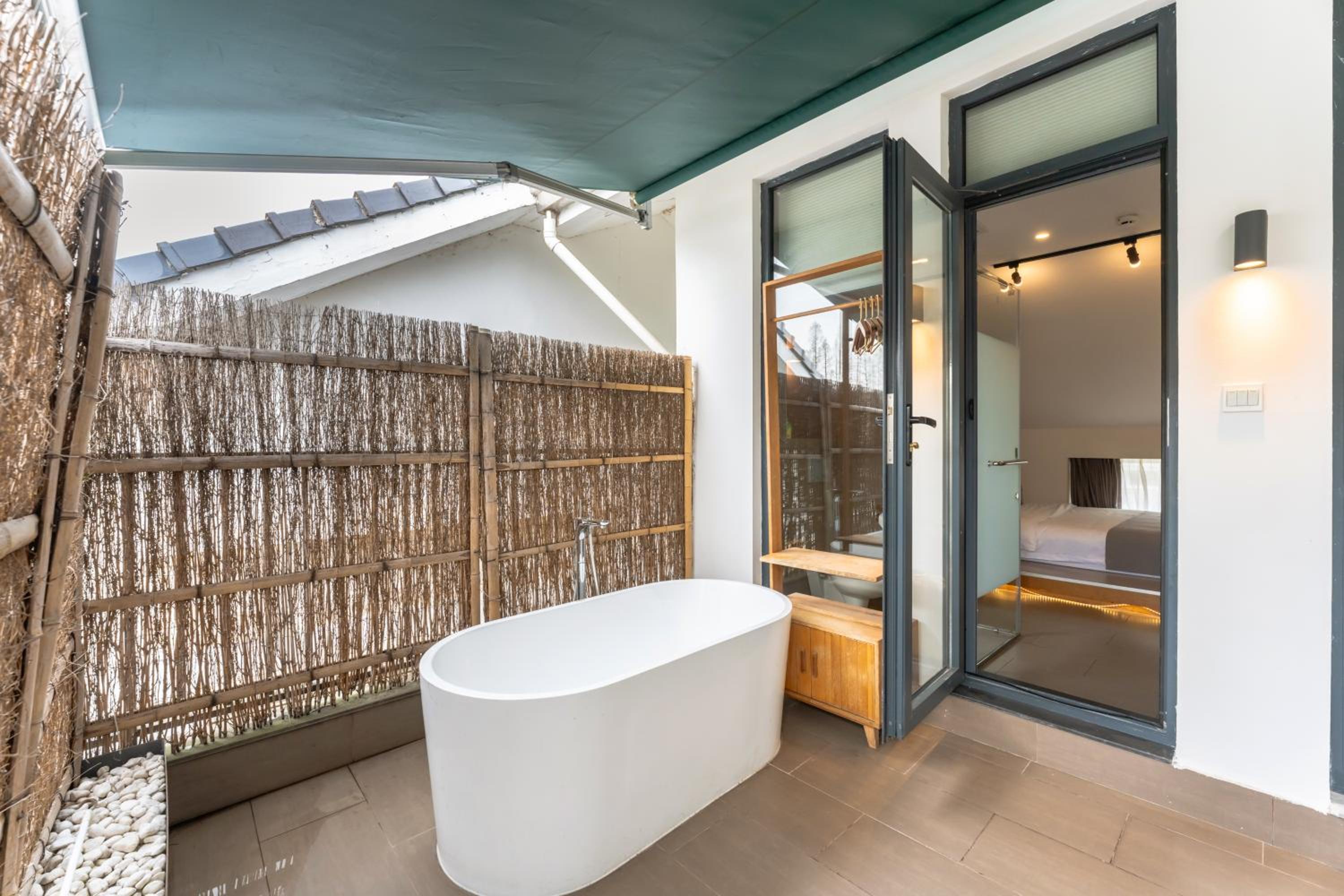 Hangzhou West Lake Yueshang Yunshe Boutique Homestay