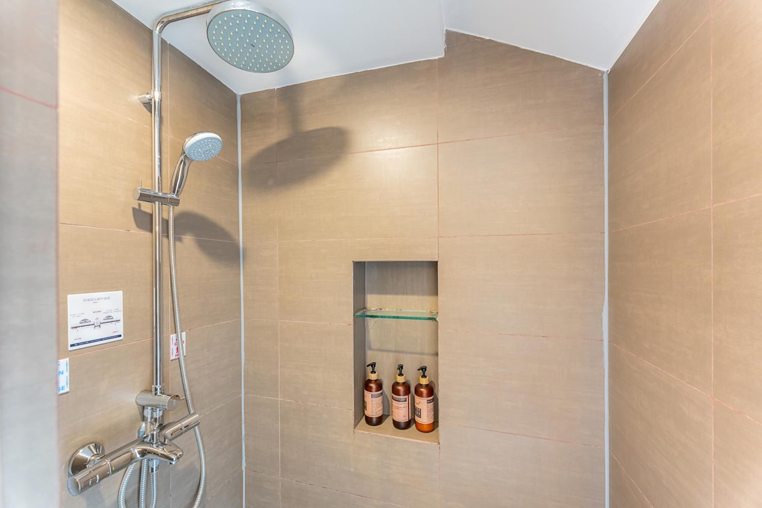 Hangzhou West Lake Yueshang Yunshe Boutique Homestay