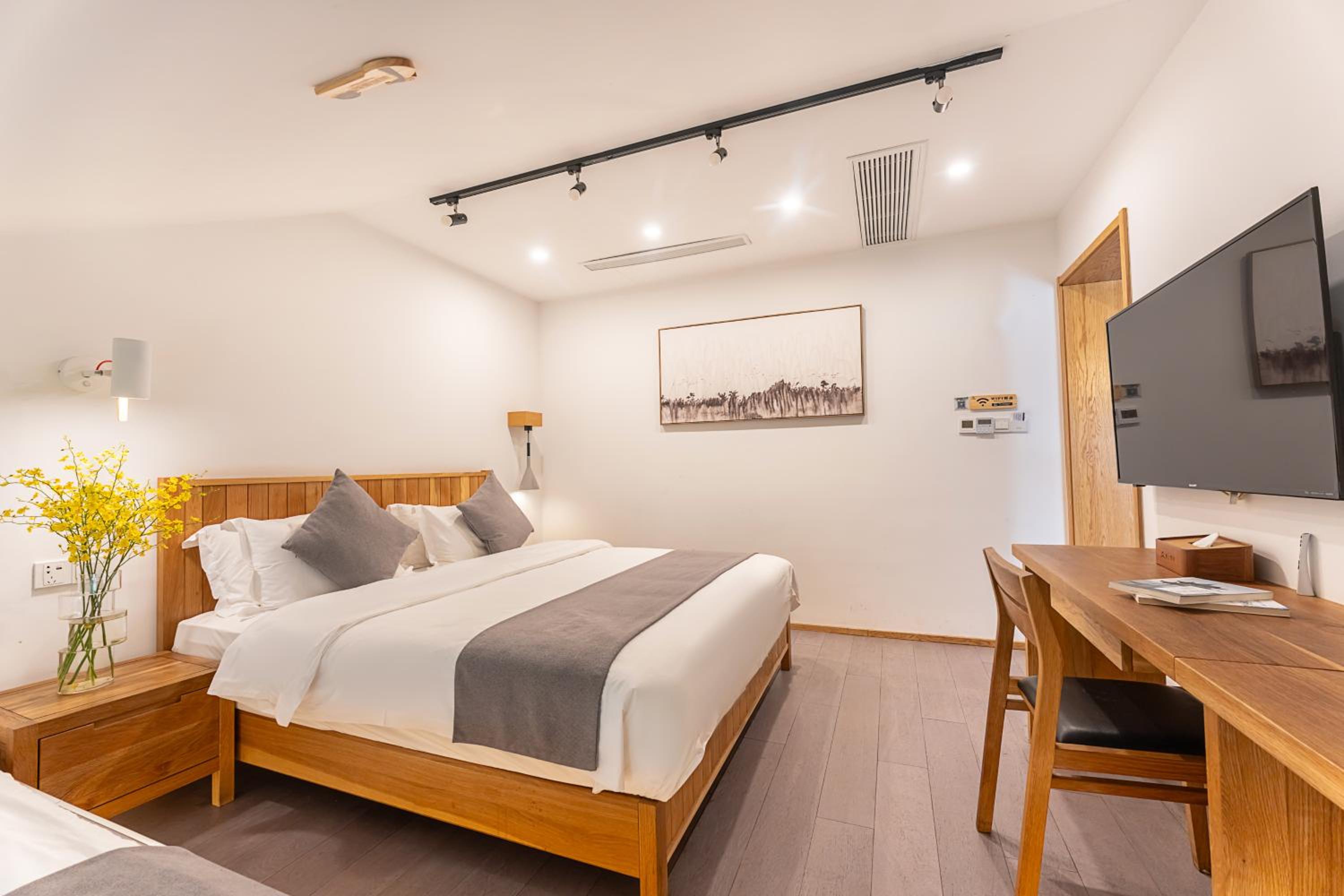Hangzhou West Lake Yueshang Yunshe Boutique Homestay