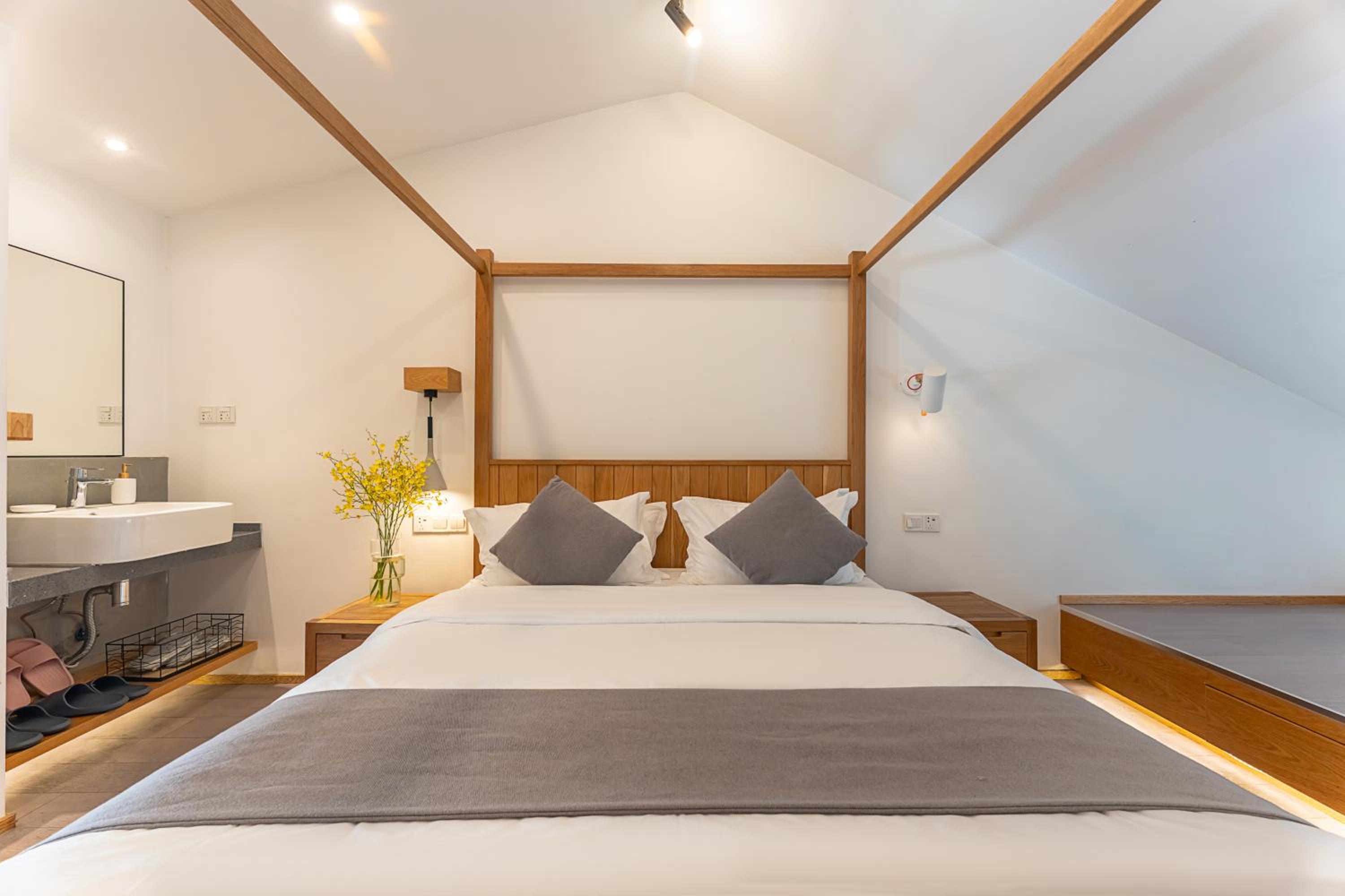 Hangzhou West Lake Yueshang Yunshe Boutique Homestay