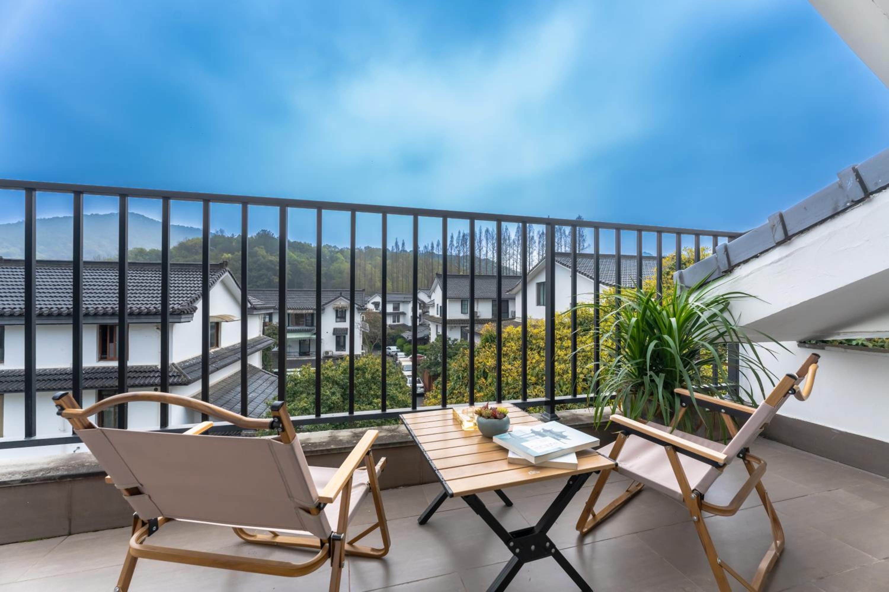 Hangzhou West Lake Yueshang Yunshe Boutique Homestay