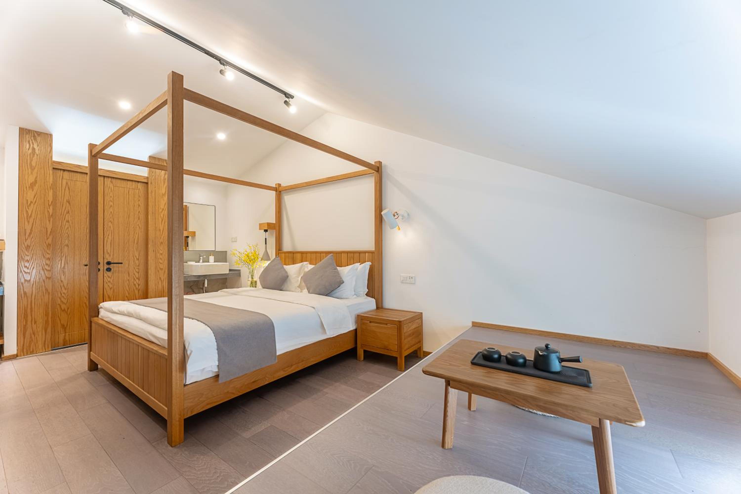 Hangzhou West Lake Yueshang Yunshe Boutique Homestay