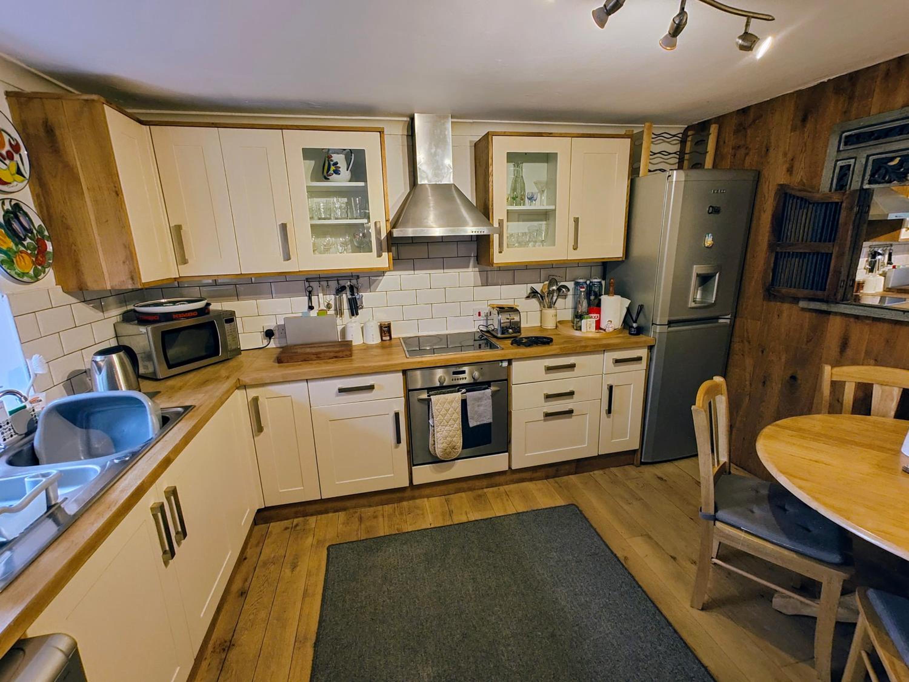 Pitcaithly Cottage view 4