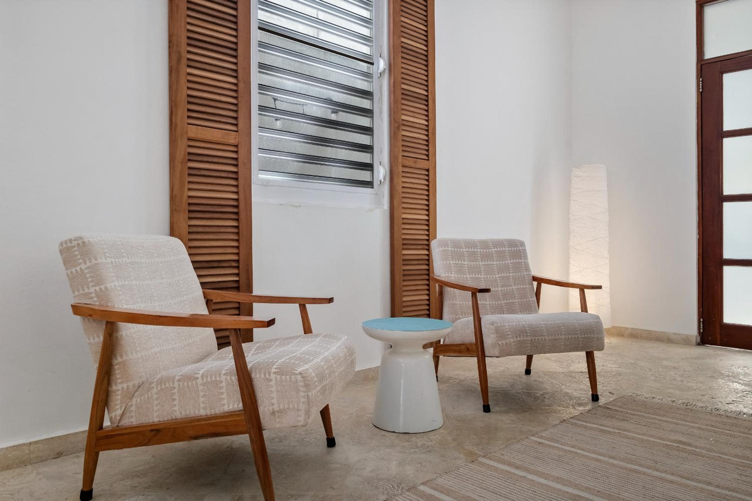 Seaside Caribbean Comfort - Between Beach and City view 5