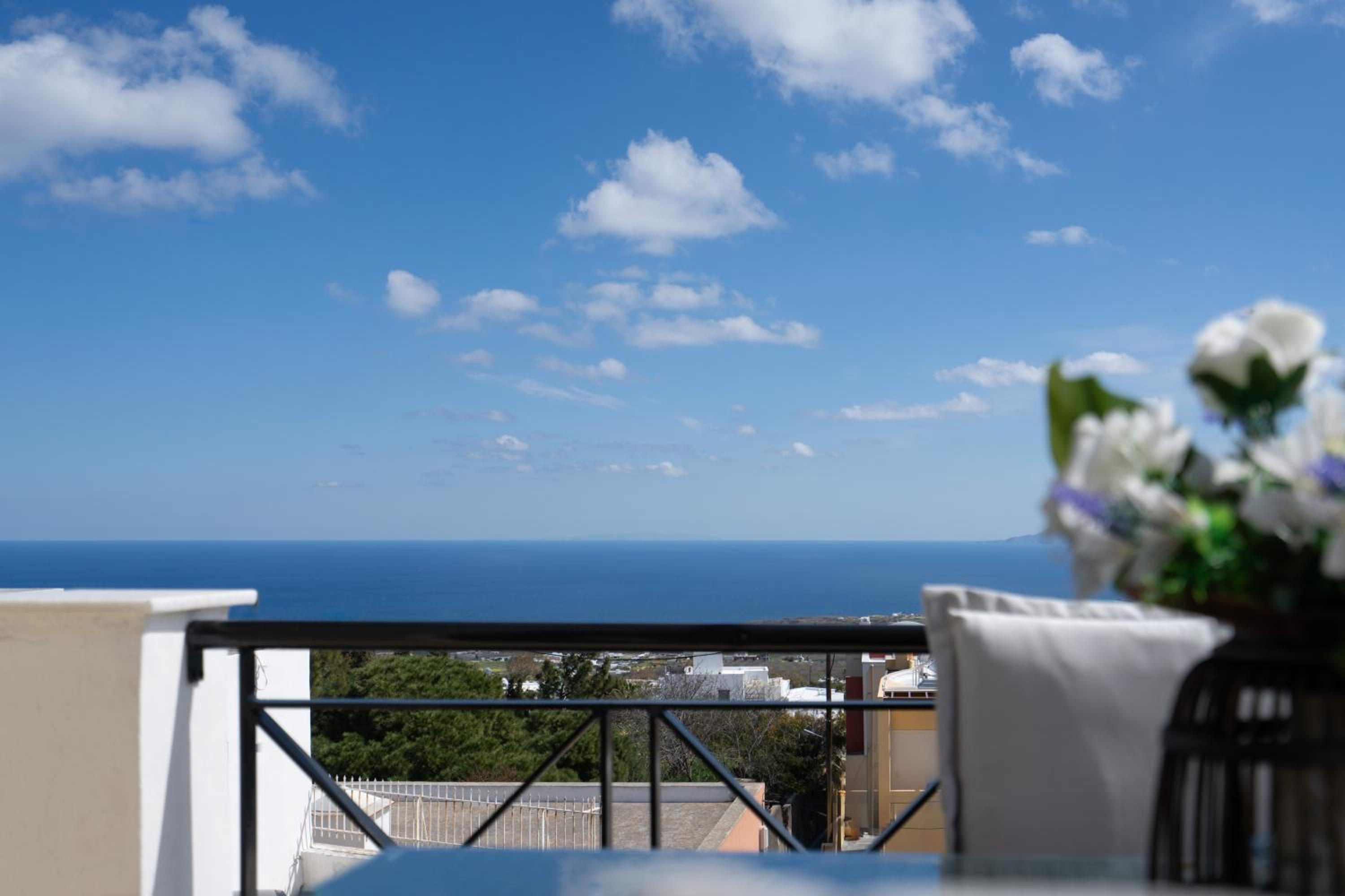 Central SeaView Heven Apartment in Fira Santorini view 4
