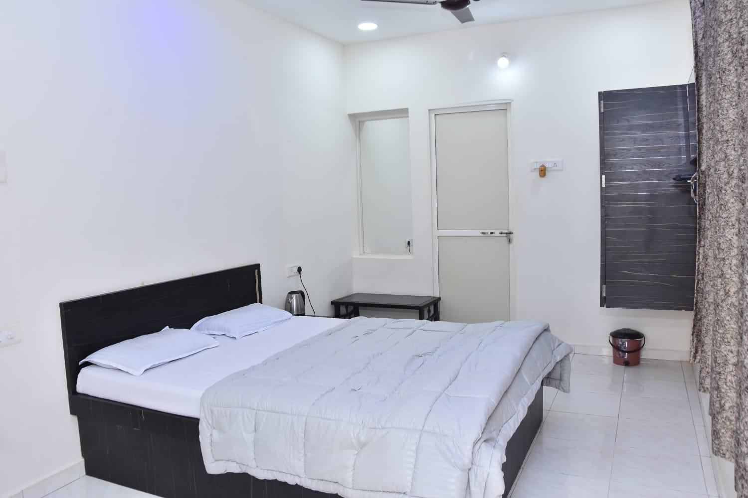 AATITHYA HOME STAY view 3