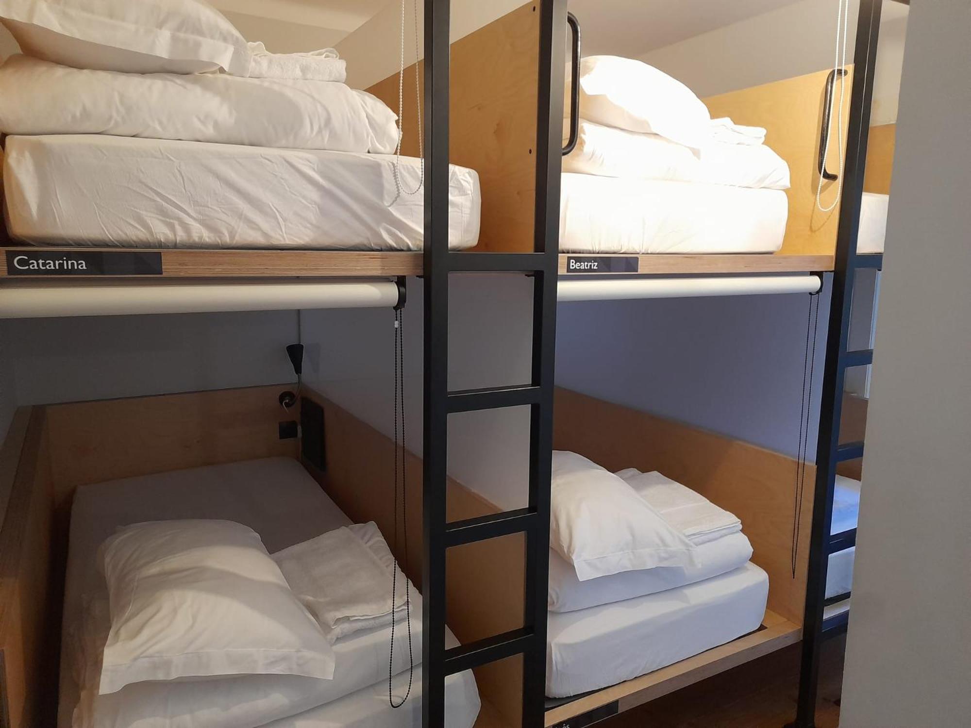 Penedo da Saudade Suites & Hostel