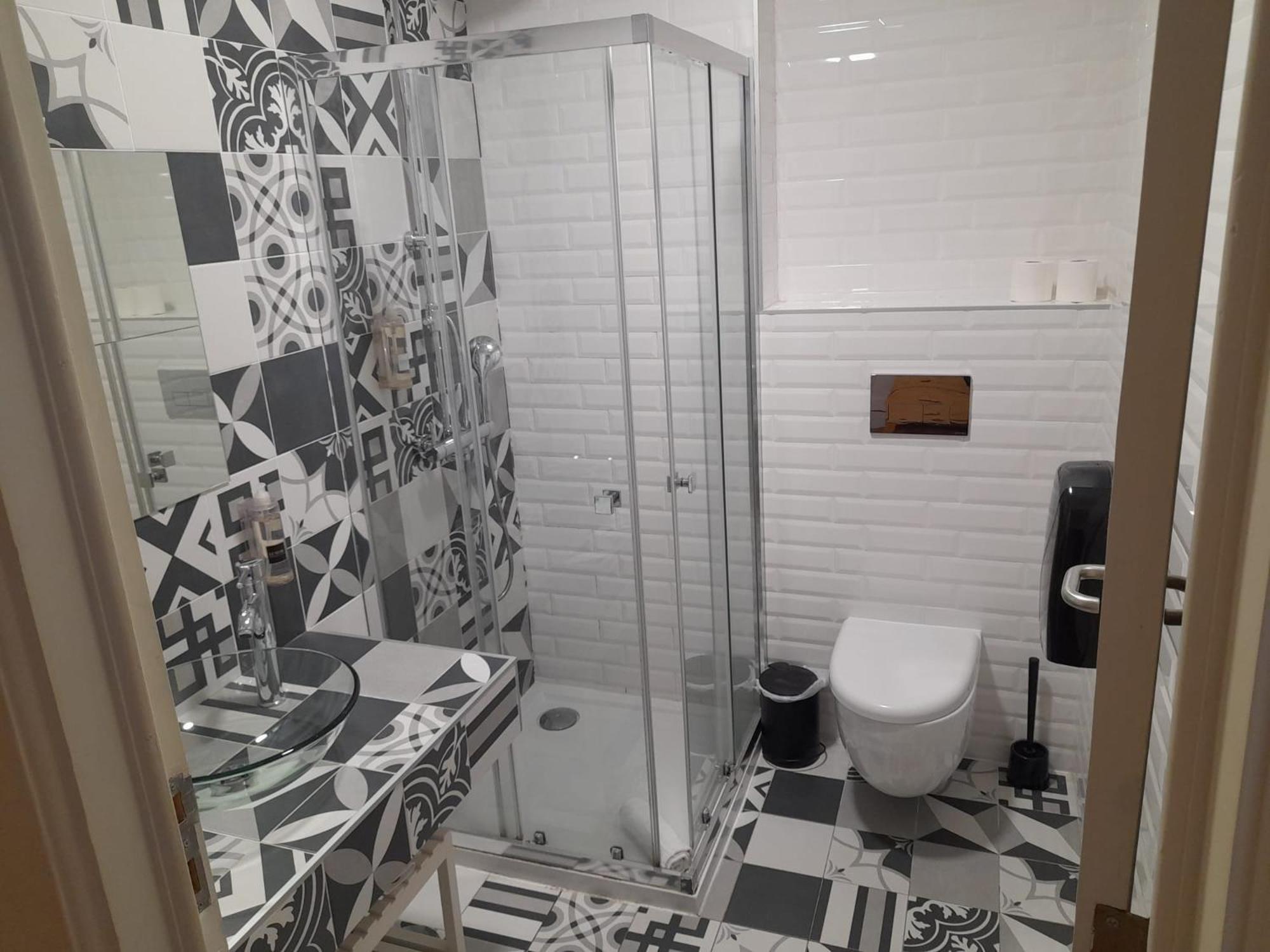 Penedo da Saudade Suites & Hostel