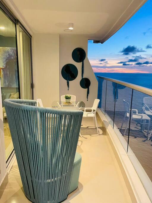 2-2 Palmetto Eliptic 3403 Enchanted Jewel