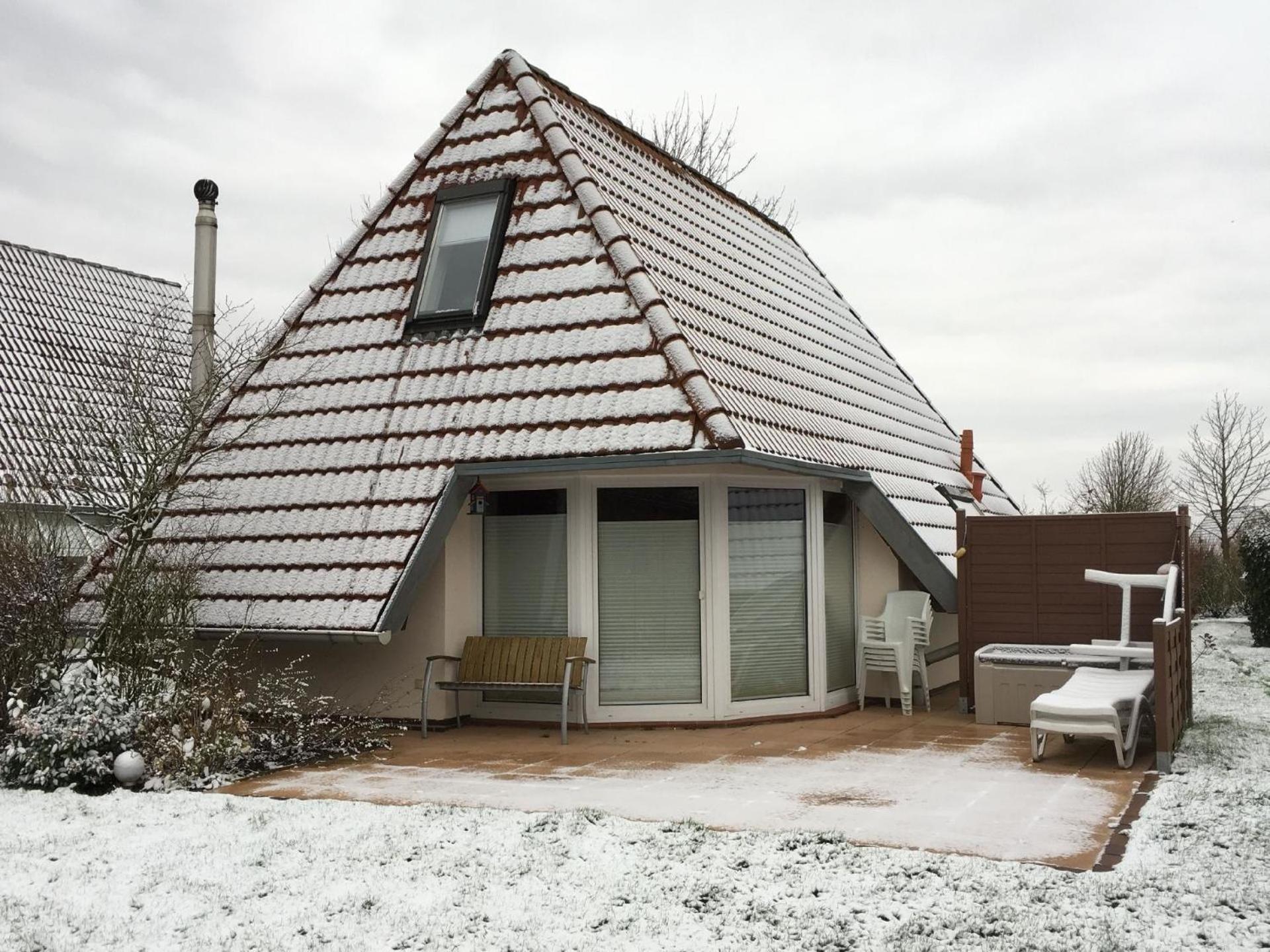 Ferienhaus Mit Terrasse, Grill Und Garten