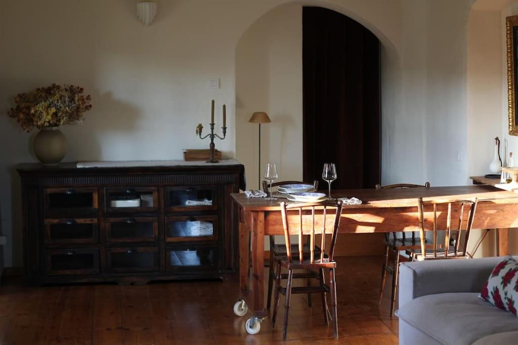 Apartamento en Casa del Siglo XVI con caballos