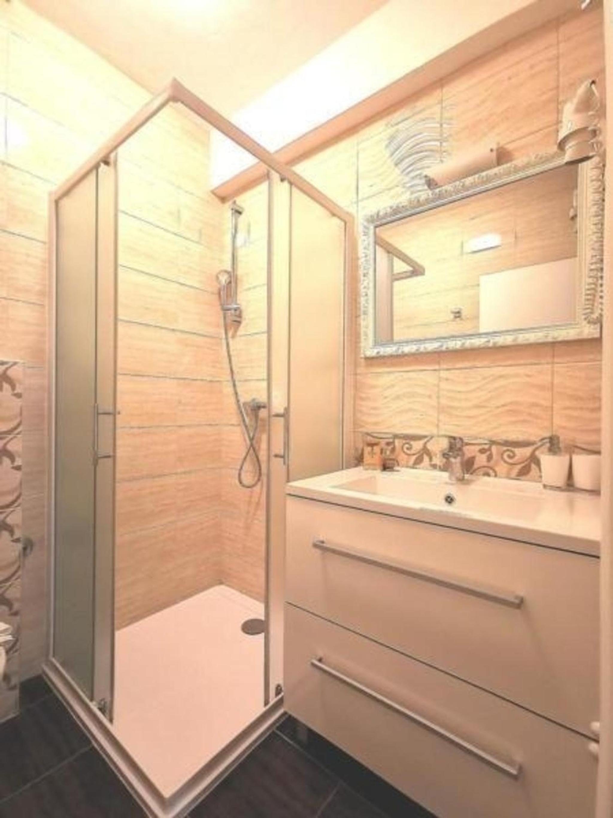 Moderne Ferienwohnung Mit Pool