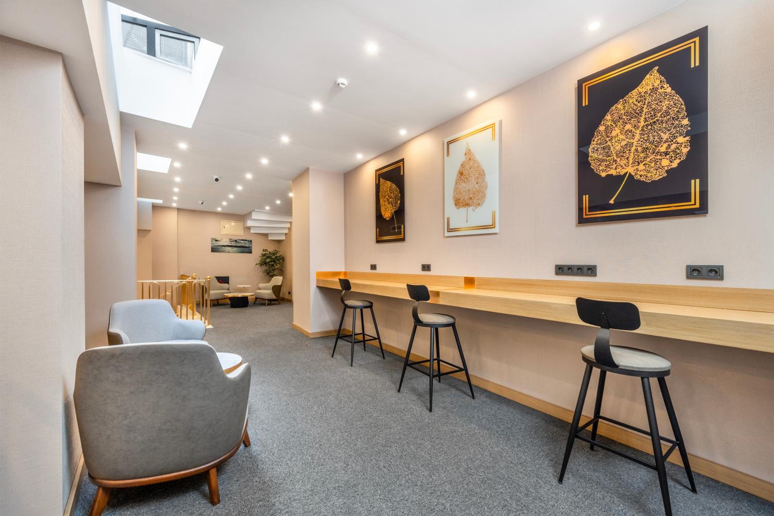 Hotel Bristol - Image 52