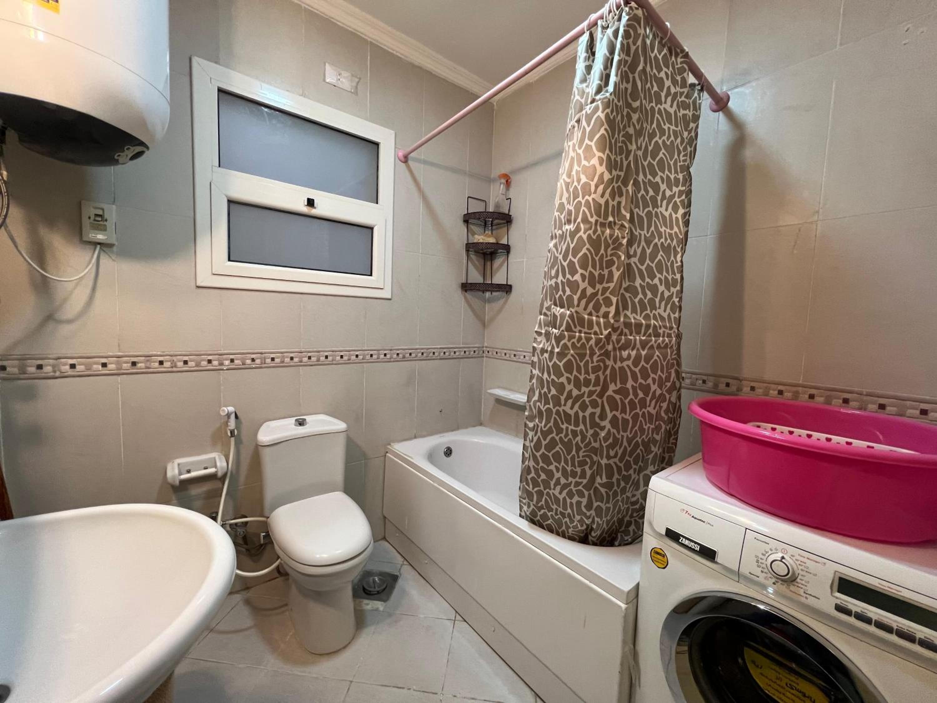 4 Bedroom Apartment Newly Furnished in Madinaty