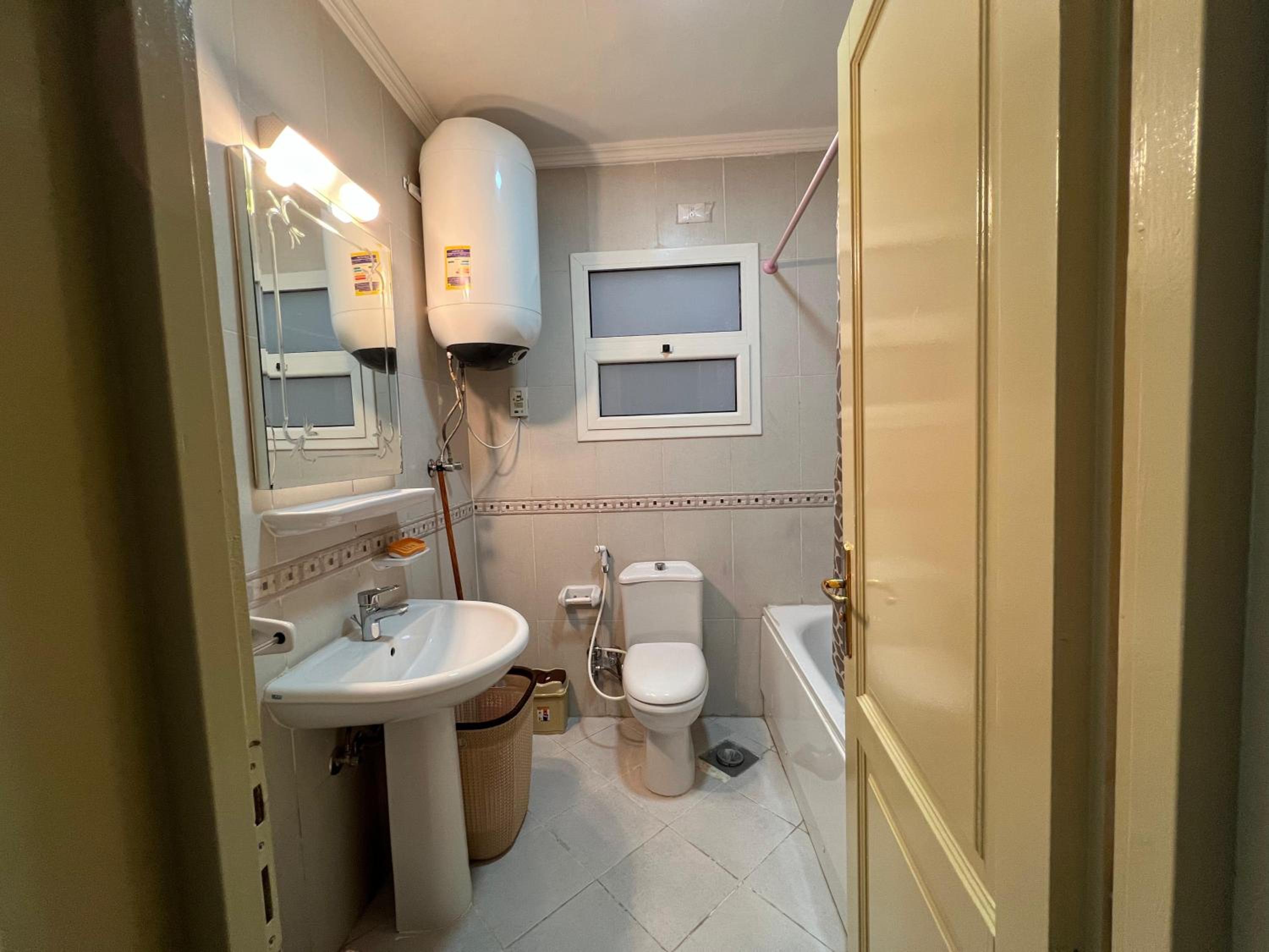 4 Bedroom Apartment Newly Furnished in Madinaty