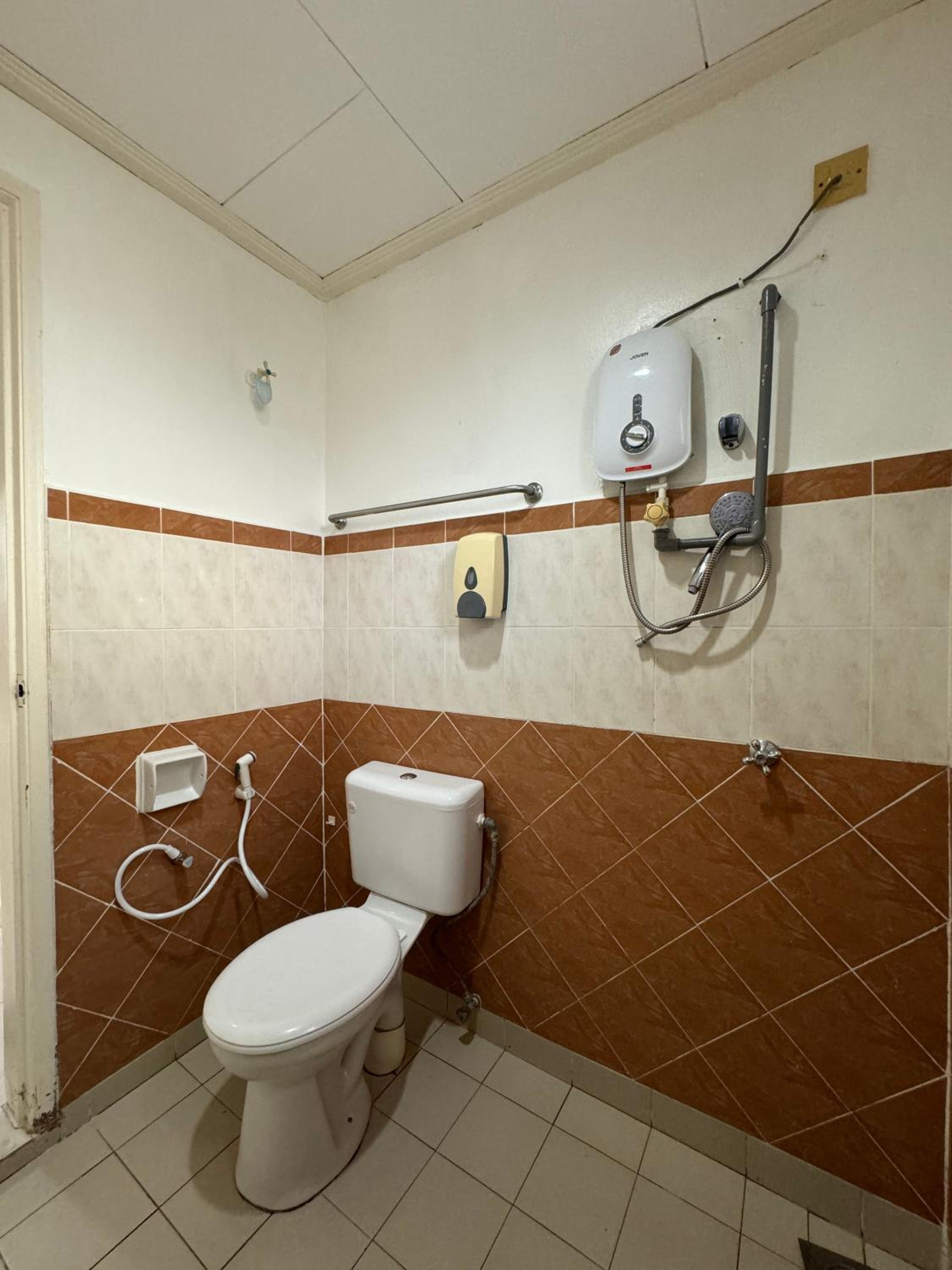 Photo 12