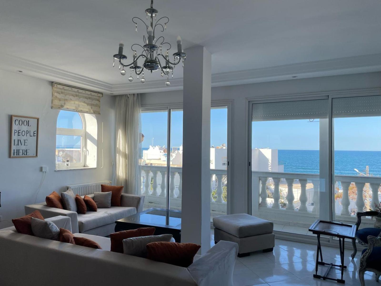 Appartement vue mer au coeur de la Marsa avec une grande terrasse privée view 3