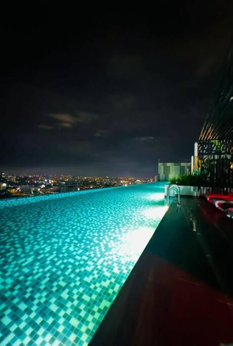 The Horizon Ipoh Infinity Pool 17th floor photo 1
