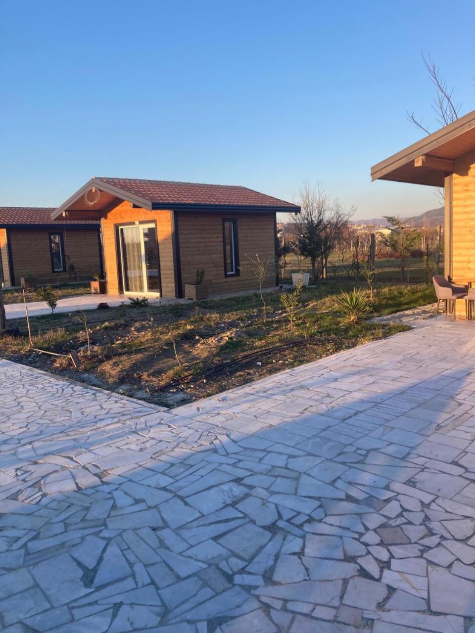 Natyra e Ishullit -Resort-