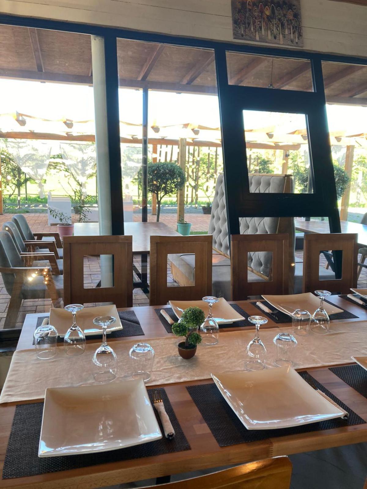 Natyra e Ishullit -Resort-
