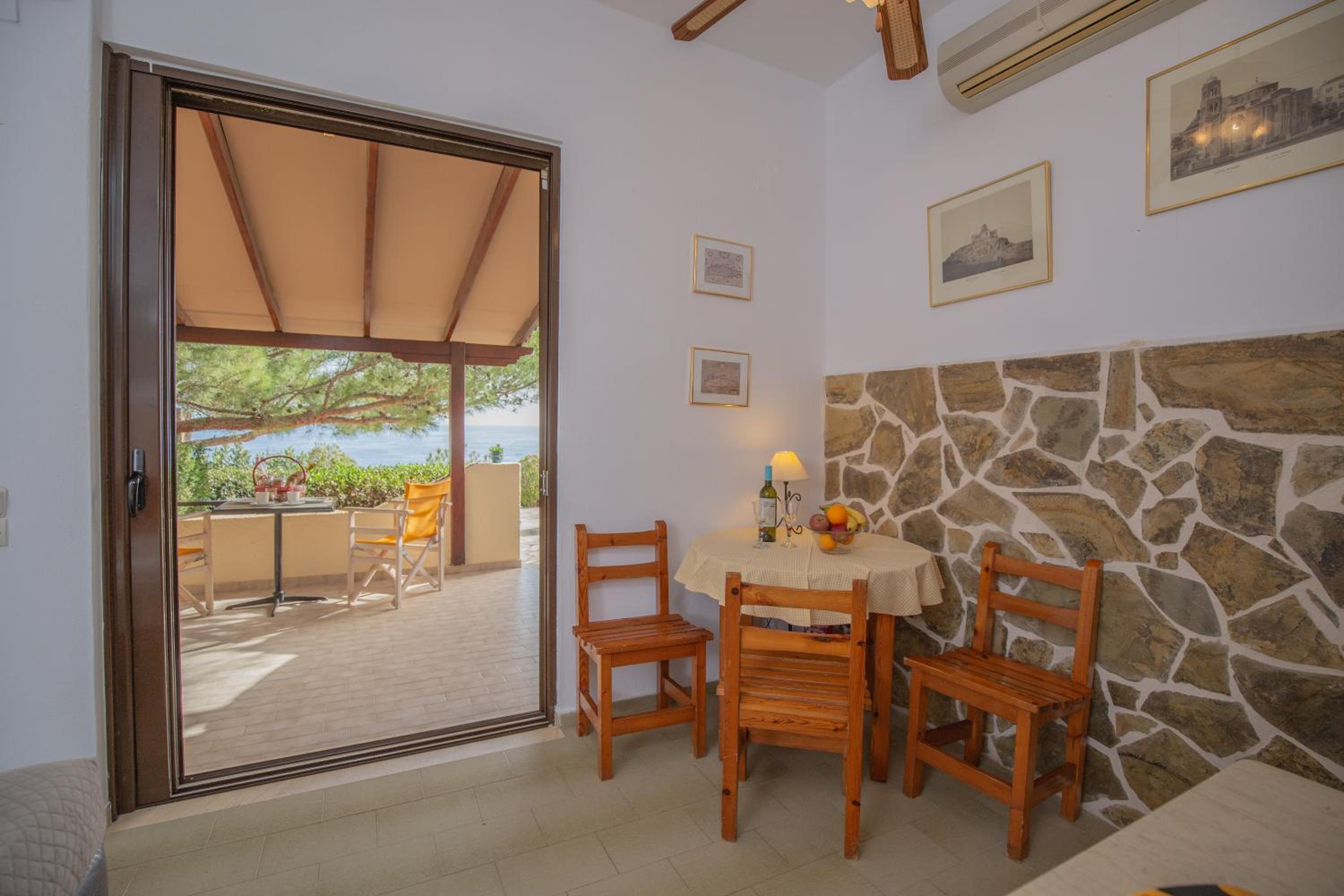 Ferma Solaris Apartments view 3