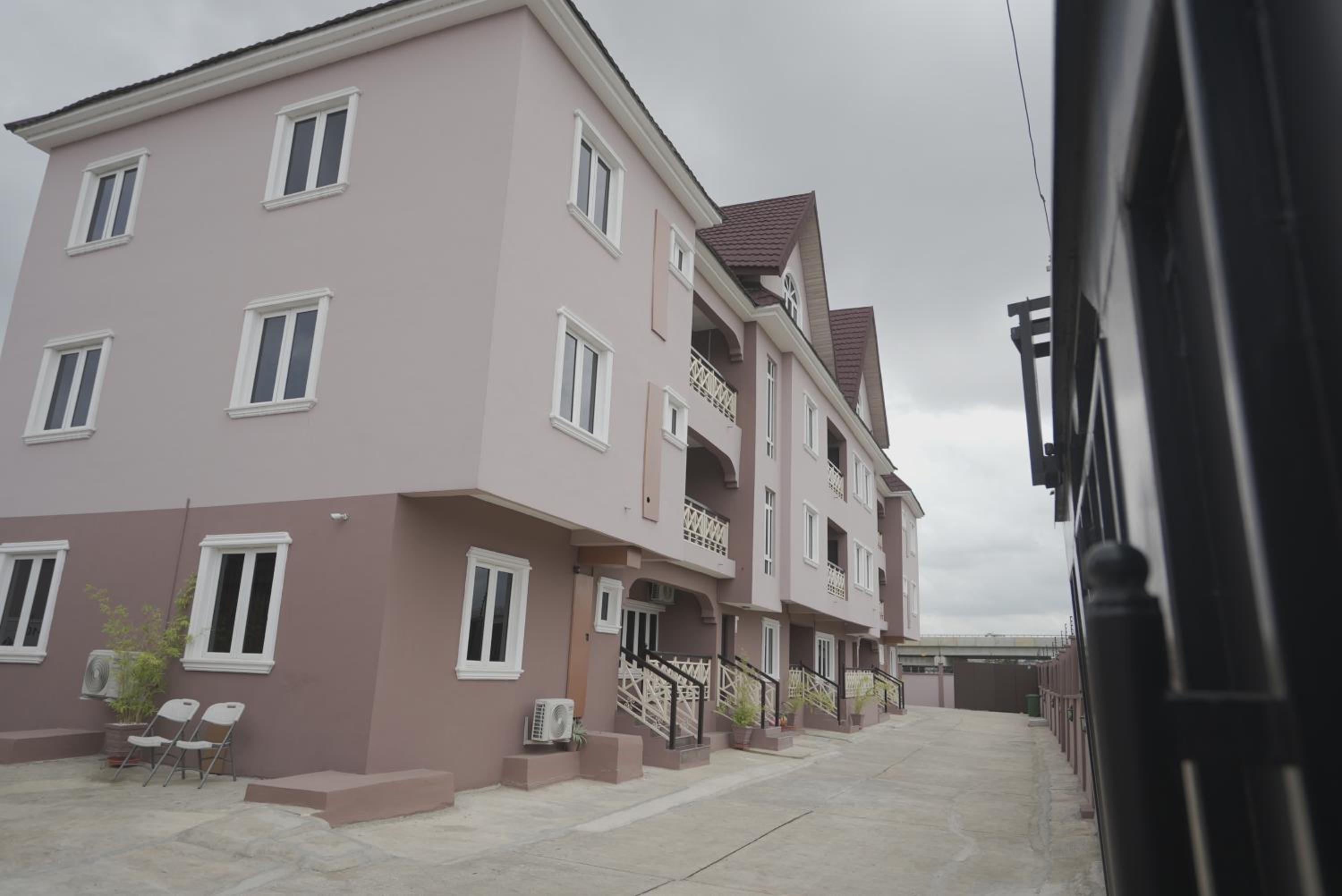 Hayat Apartments & Homes