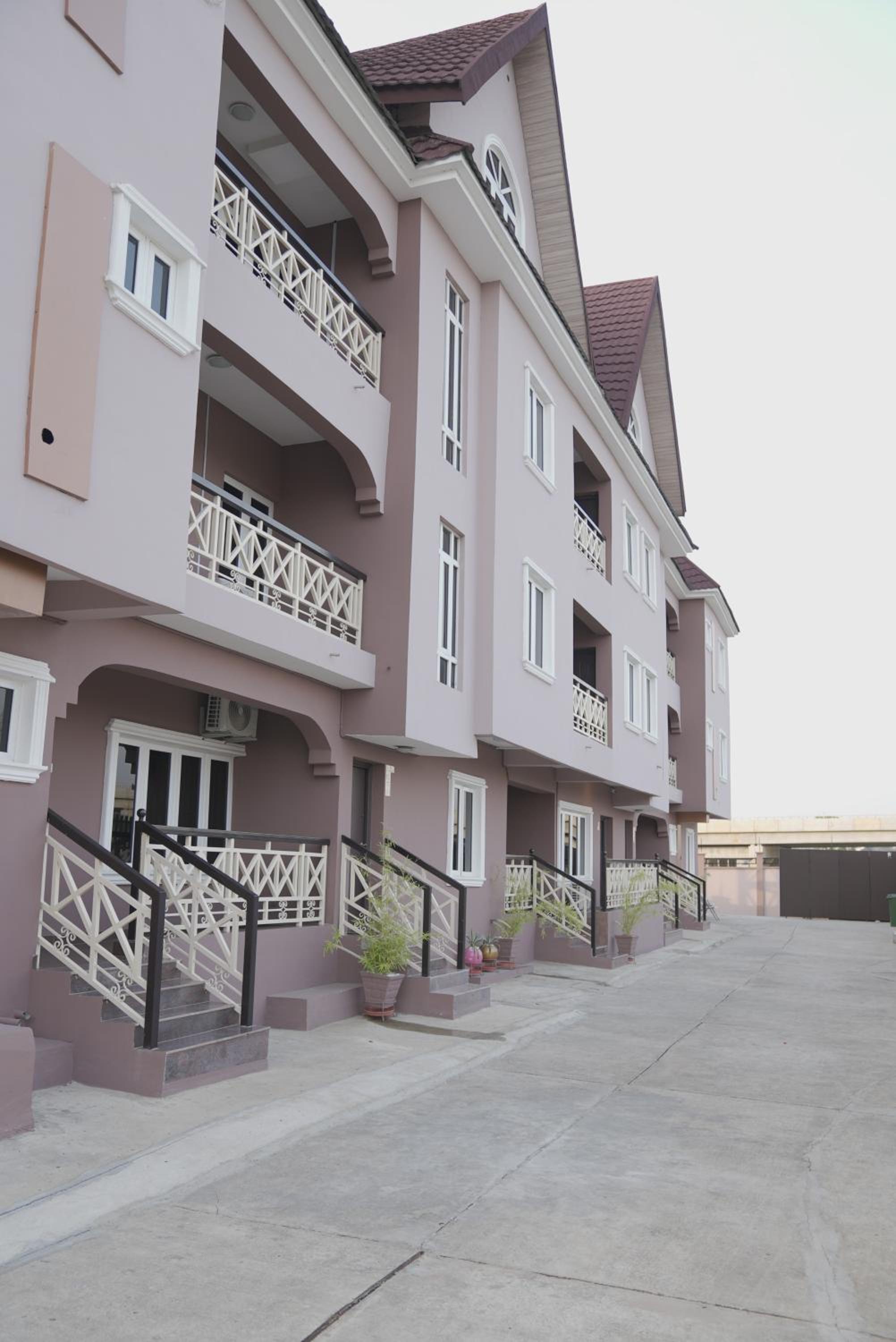 Hayat Apartments & Homes