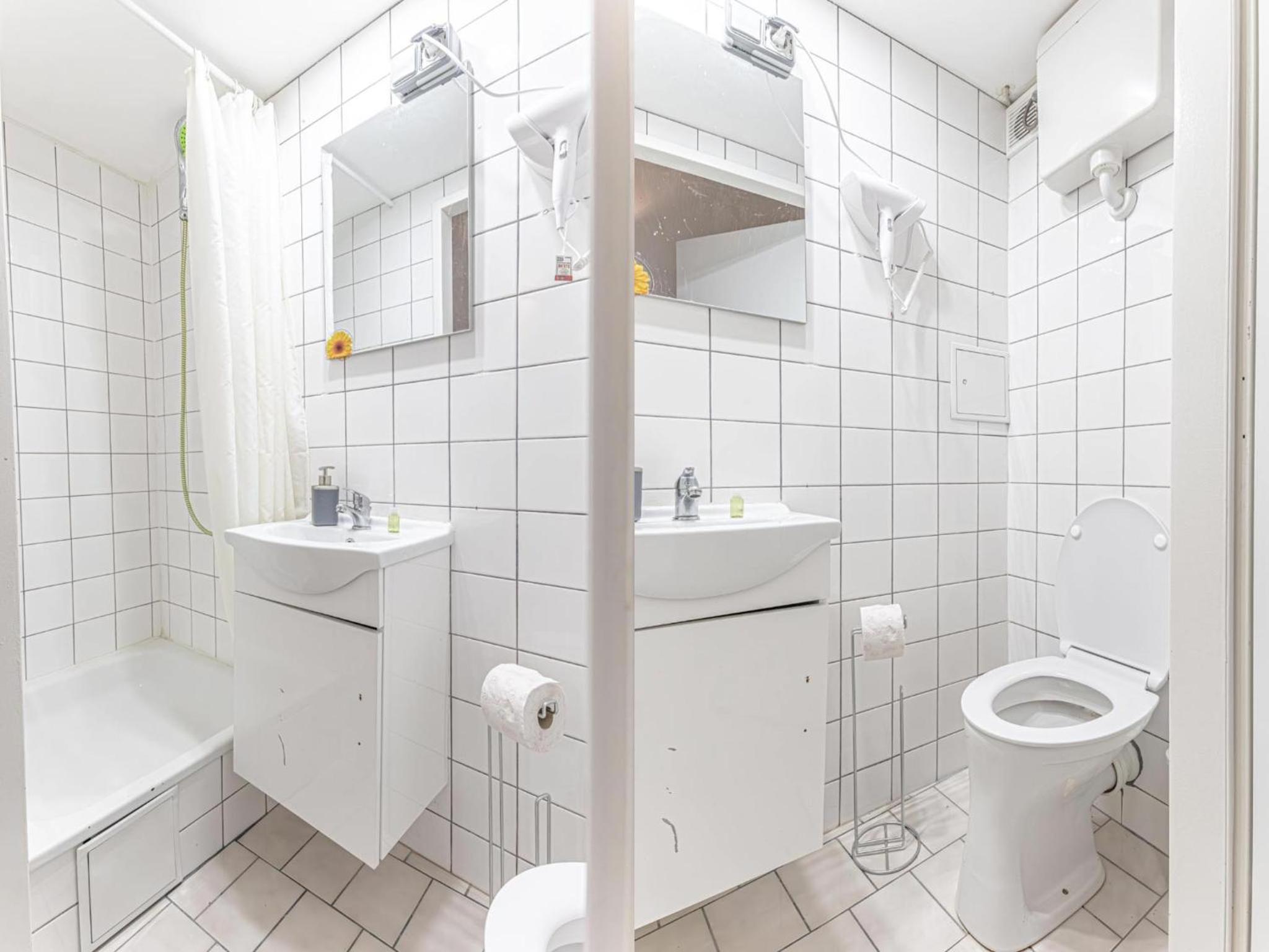 Danube Delight: Elegant Getaway Near Prater Stern