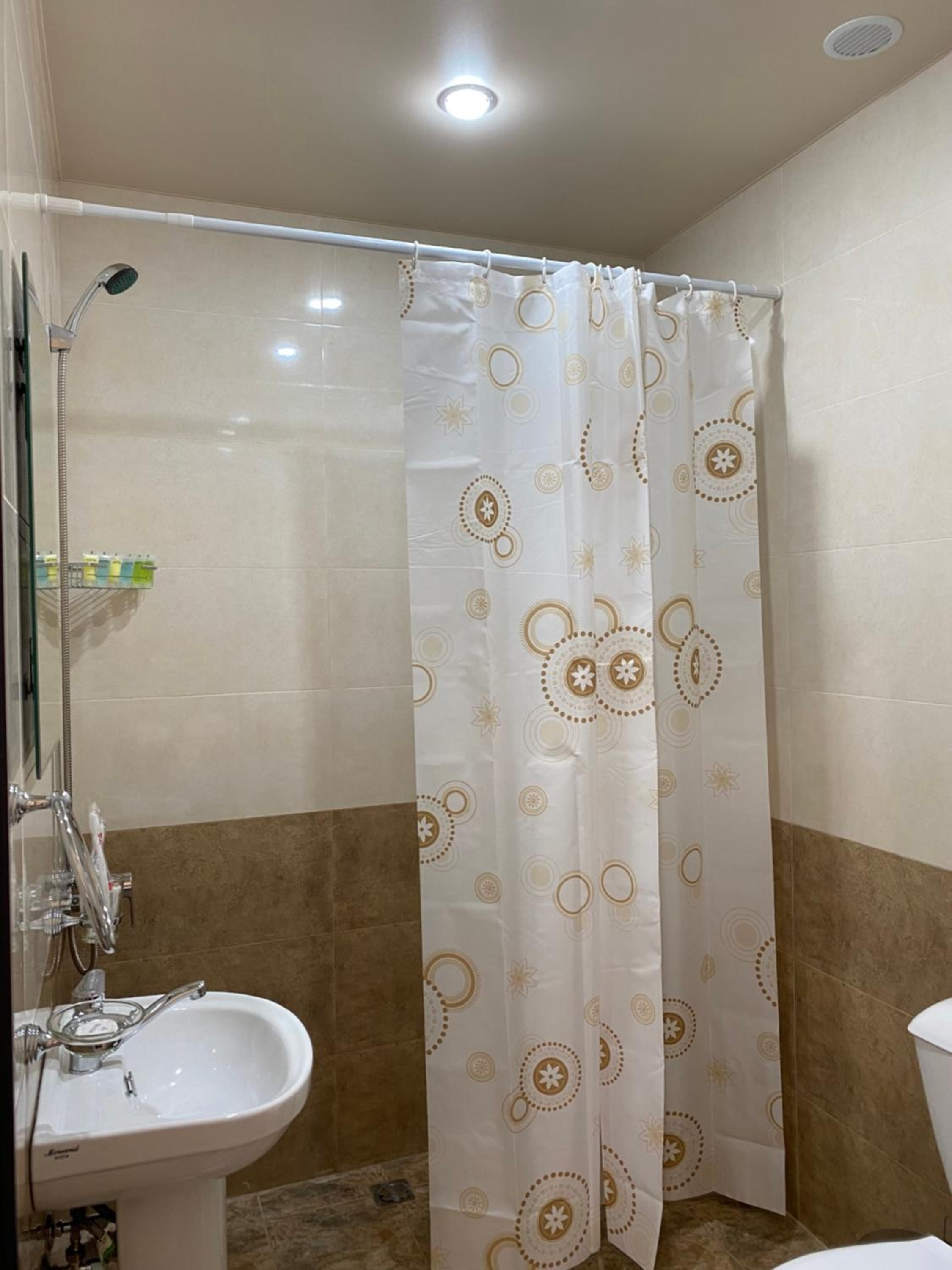 Yan Guest House
