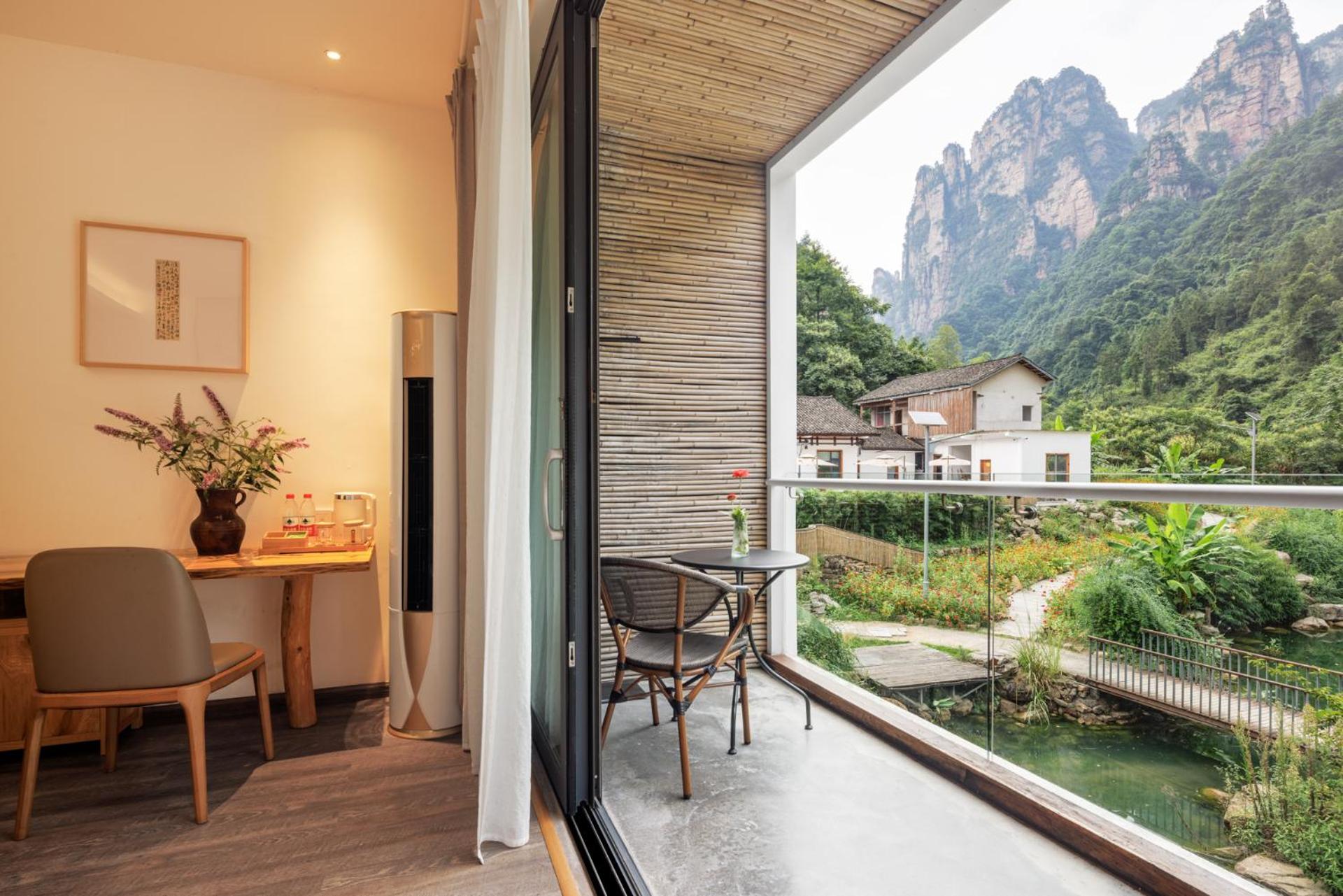 JianWai-Canyon Resort