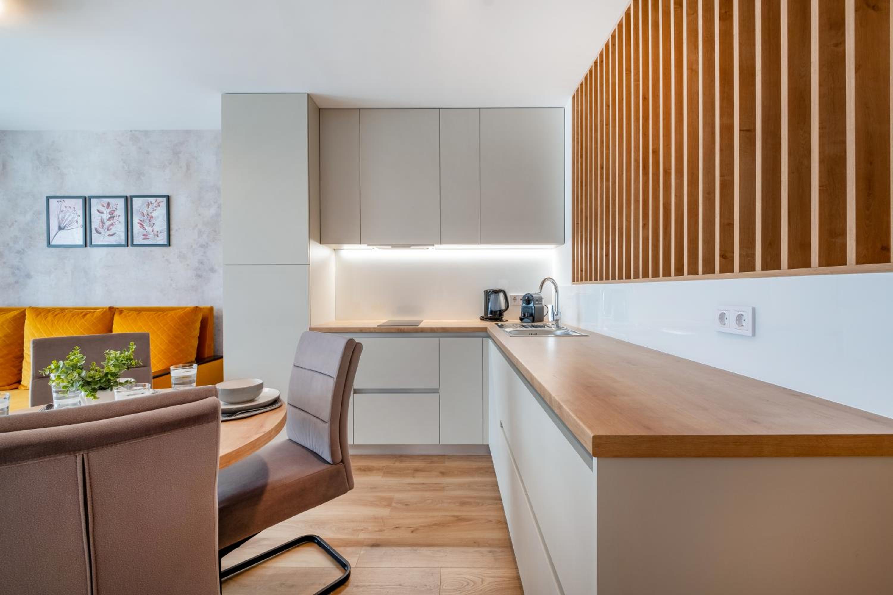 MyFlat Wave Olive Apartment view 5