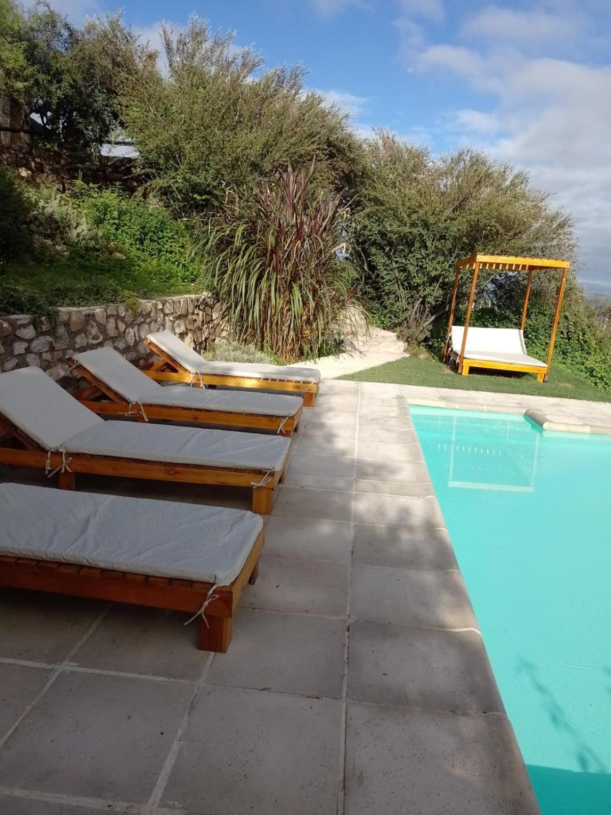 Establecimiento La Soleada suites de campo