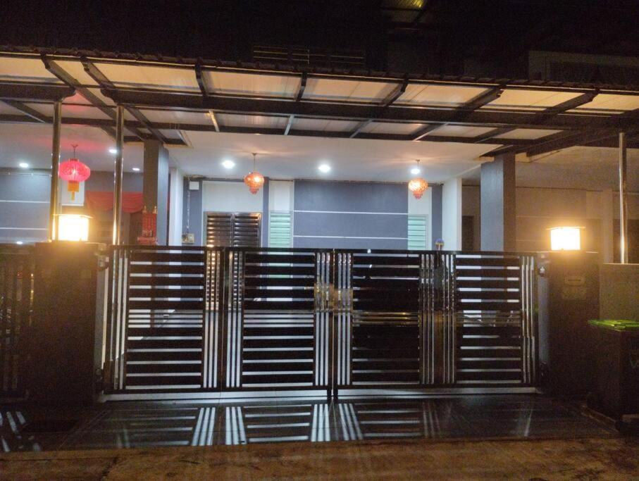 Simple & Cozy Homestay (Taman Rakyat Mergong) photo 3