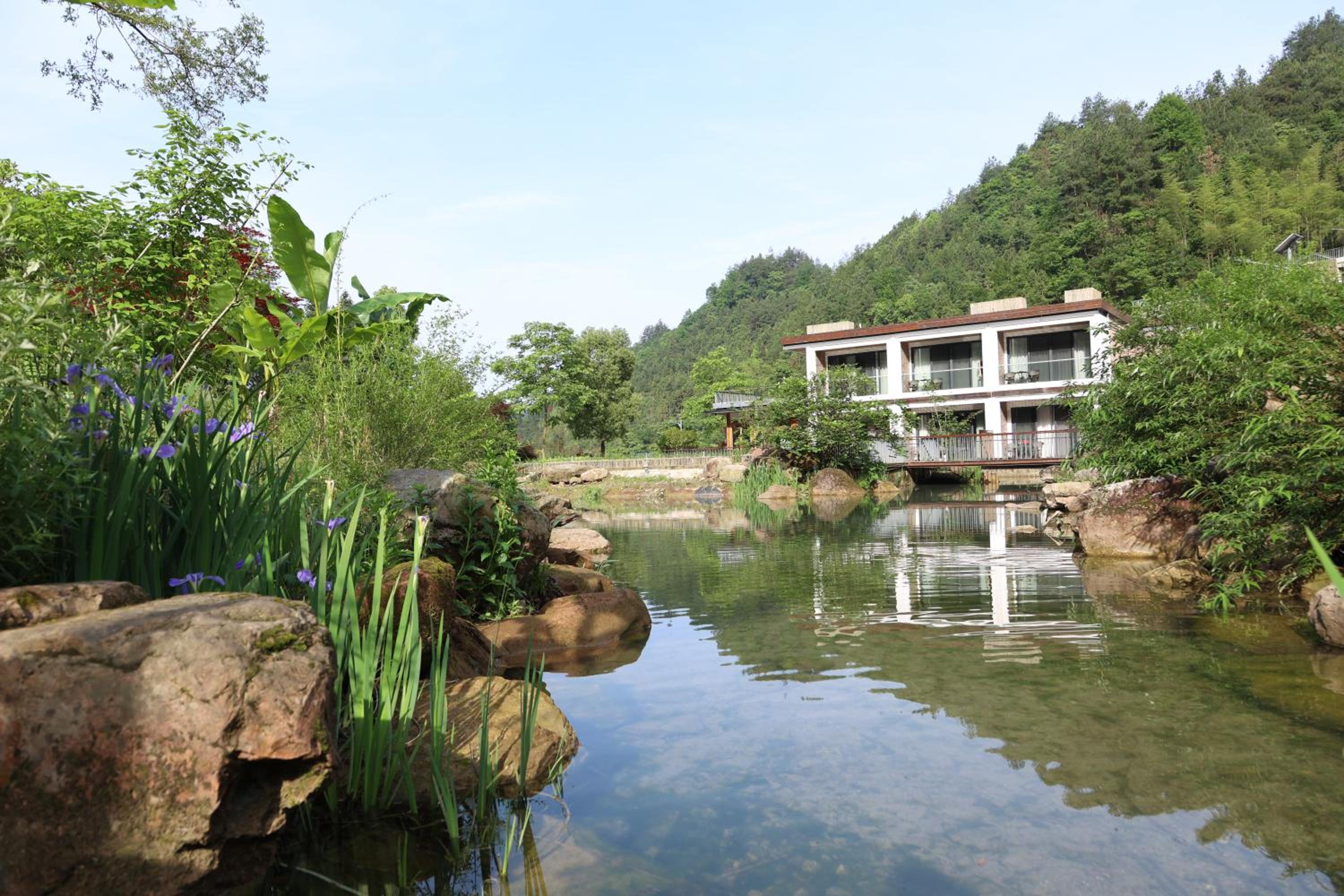 JianWai-Canyon Resort