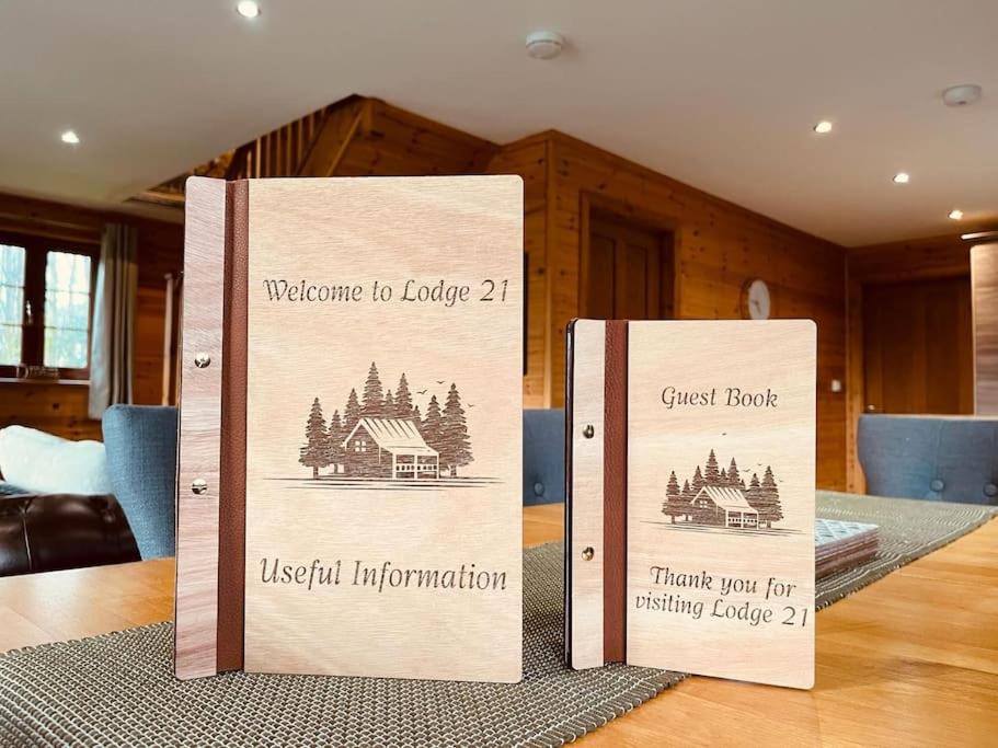 Artro Lodge Luxury 3 Bedroom, 3 Bathroom & Hot Tub view 5
