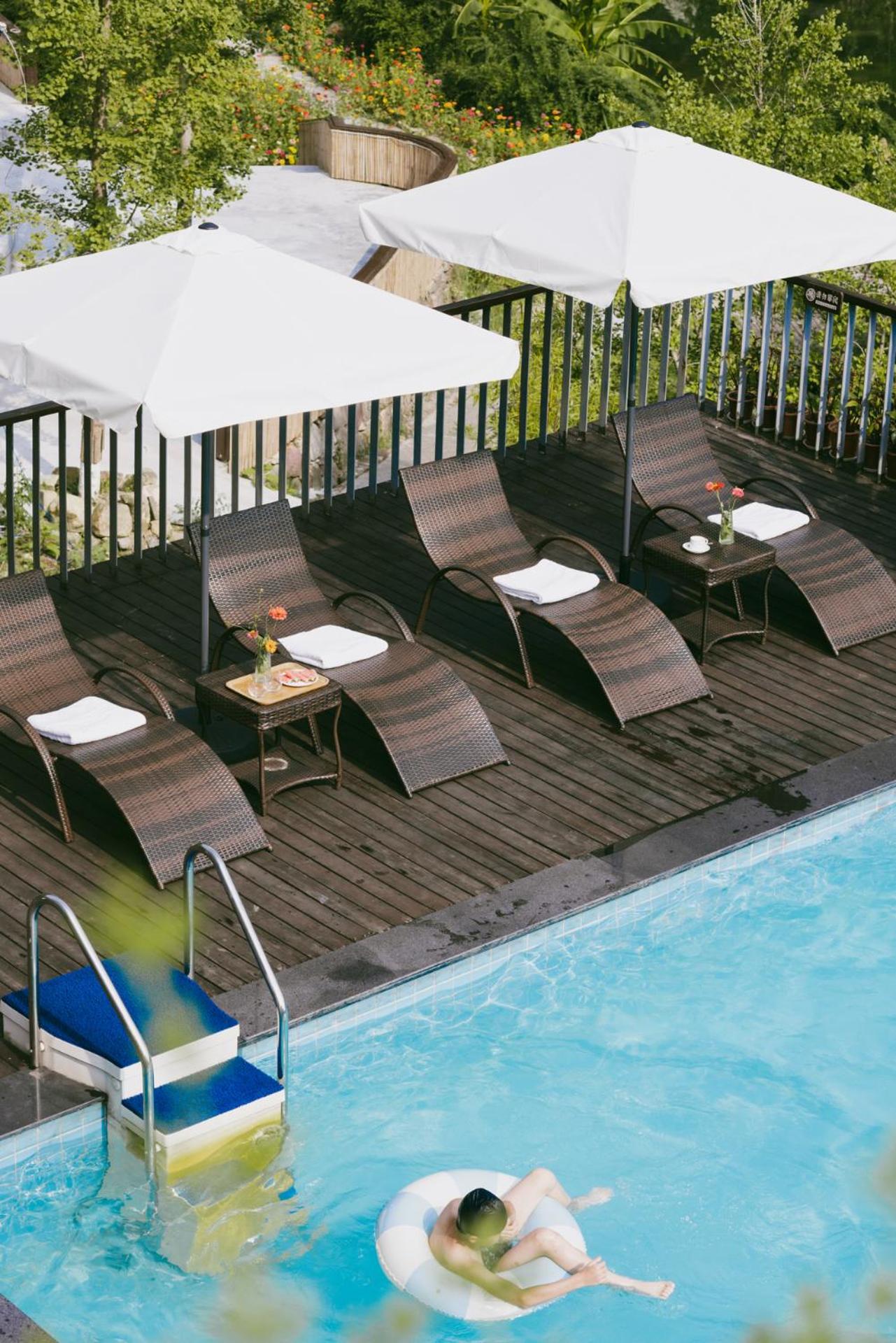 JianWai-Canyon Resort