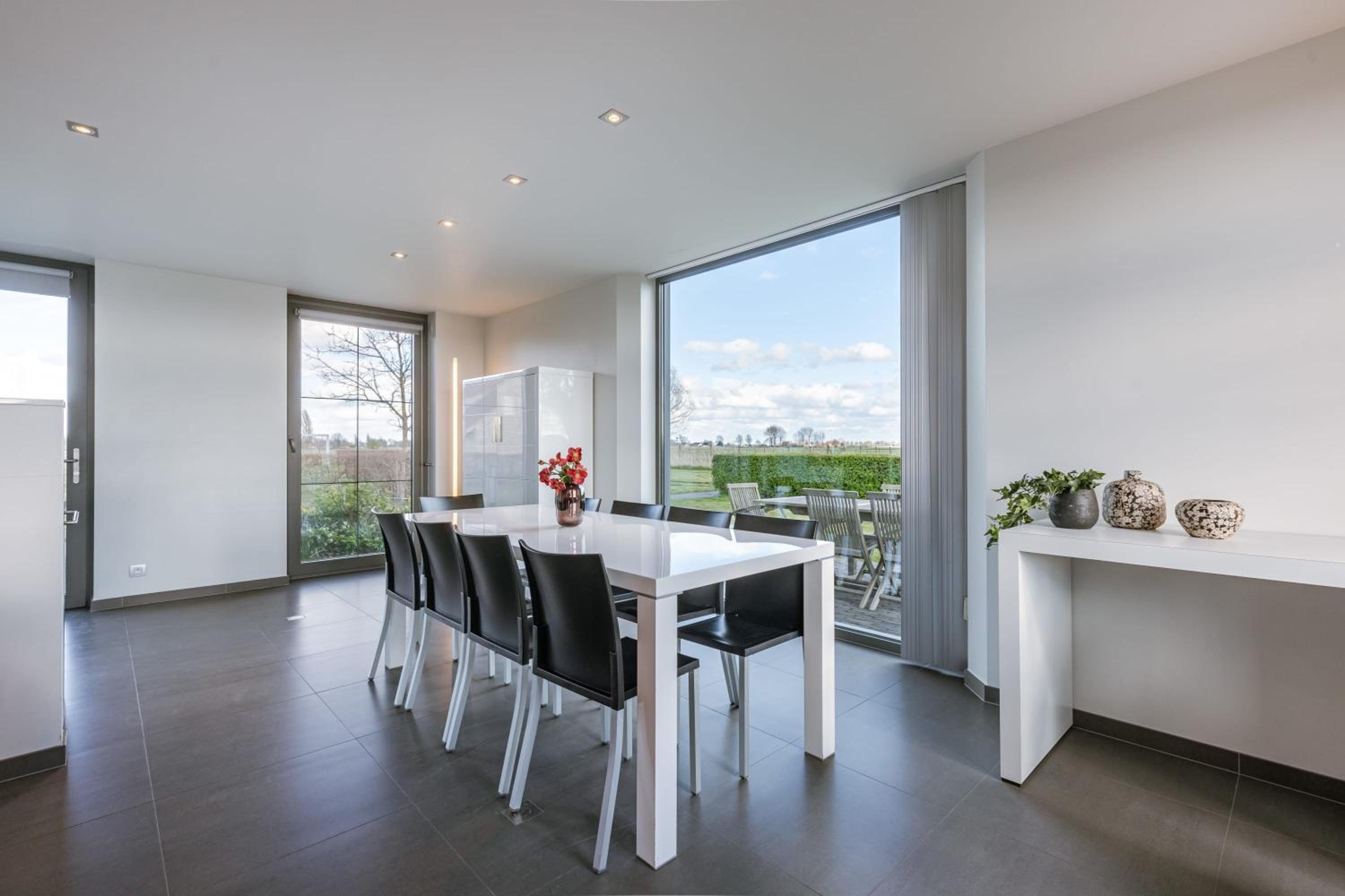 Spacious holiday home for 12 persons