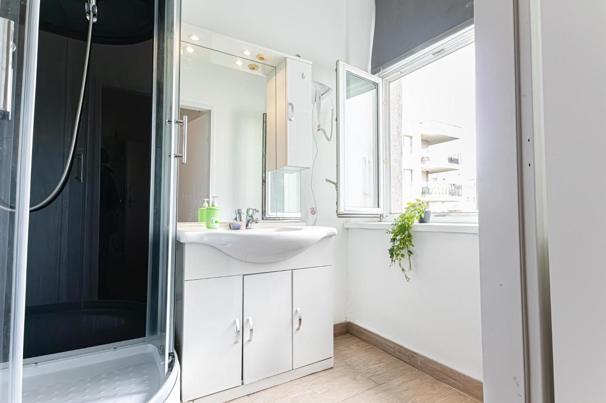 Lovely 1BR Apt U3 Proximity & Danube Canal, 3rd District