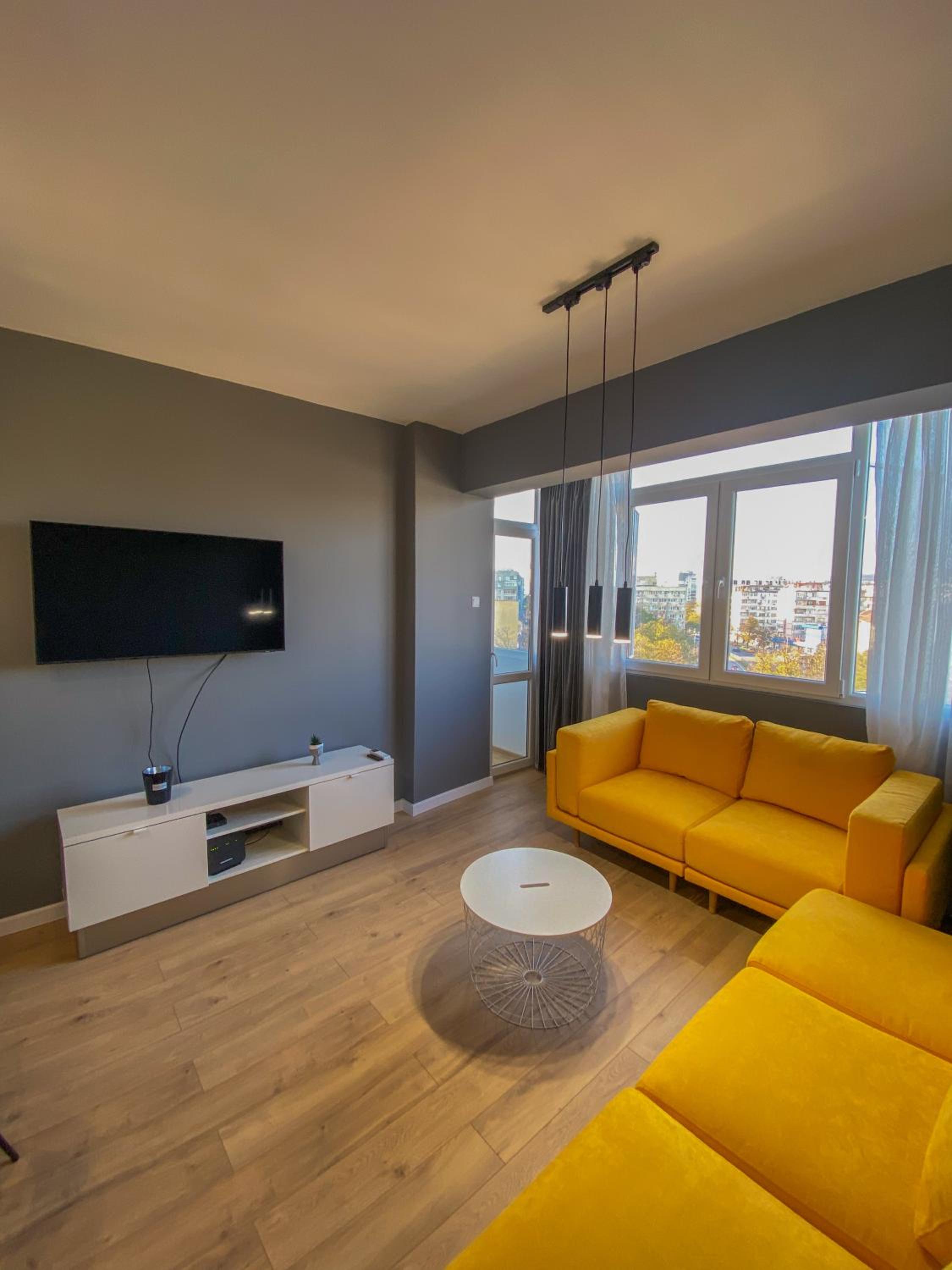 Urban Edge by RV Apartments