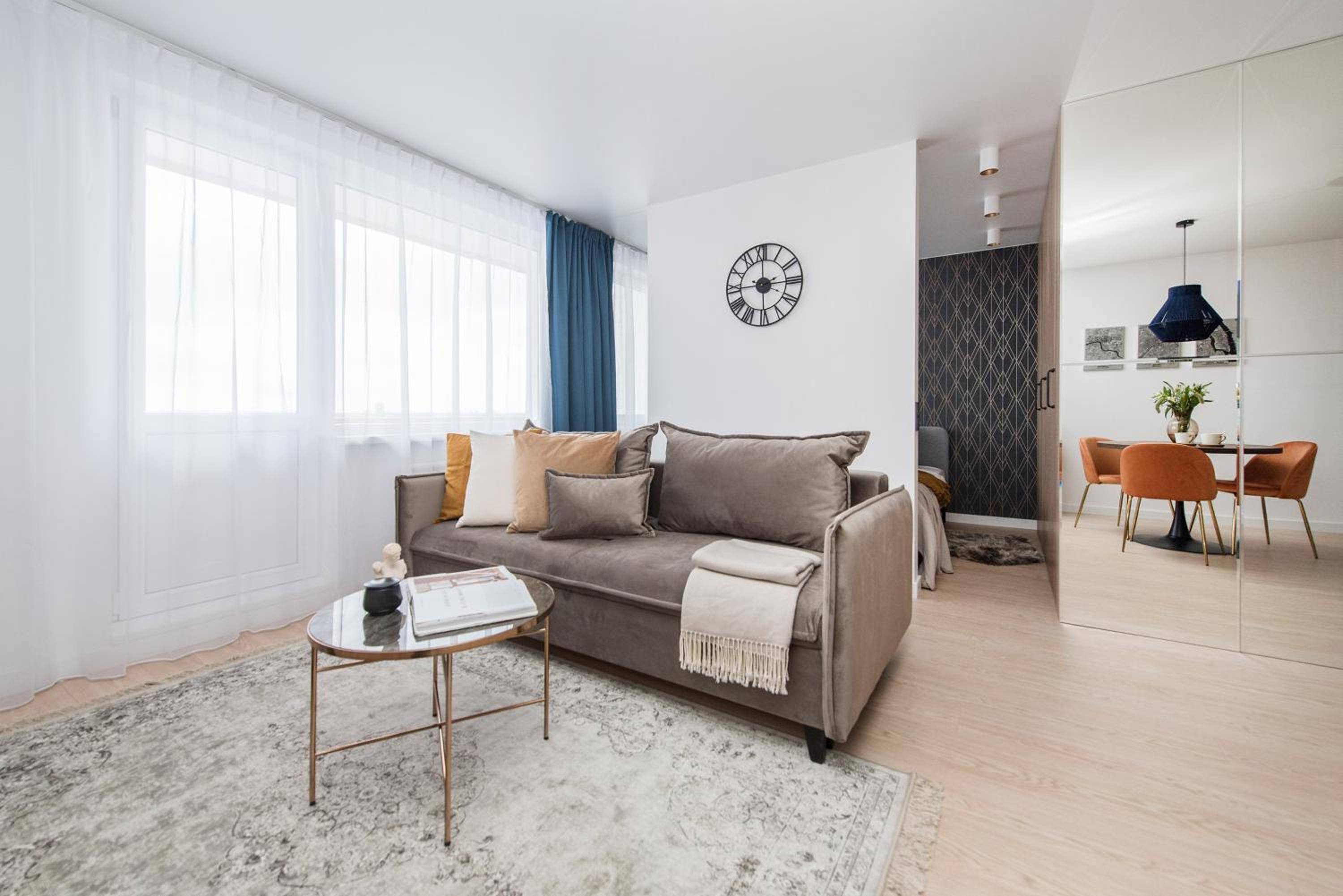 Near Gates of Dawn / Modern 1 bedroom / w/Netflix view 3