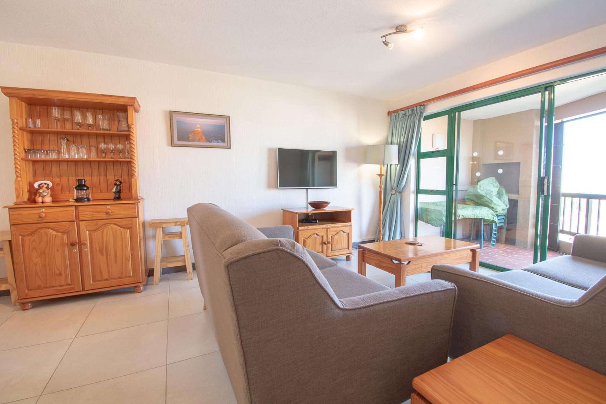 Durban Vacations - 82 The Shades Umhlanga Rocks - Property Image 4