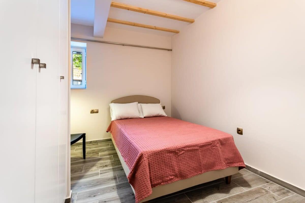 Valira Cozy Maisonette - Relaxing Vibes Getaway view 5
